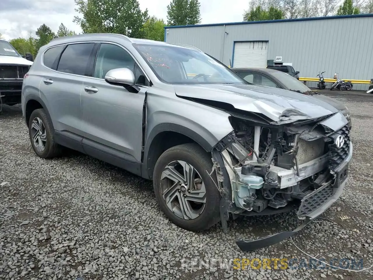 4 Photograph of a damaged car 5NMS2DAJ8PH548422 HYUNDAI SANTA FE 2023