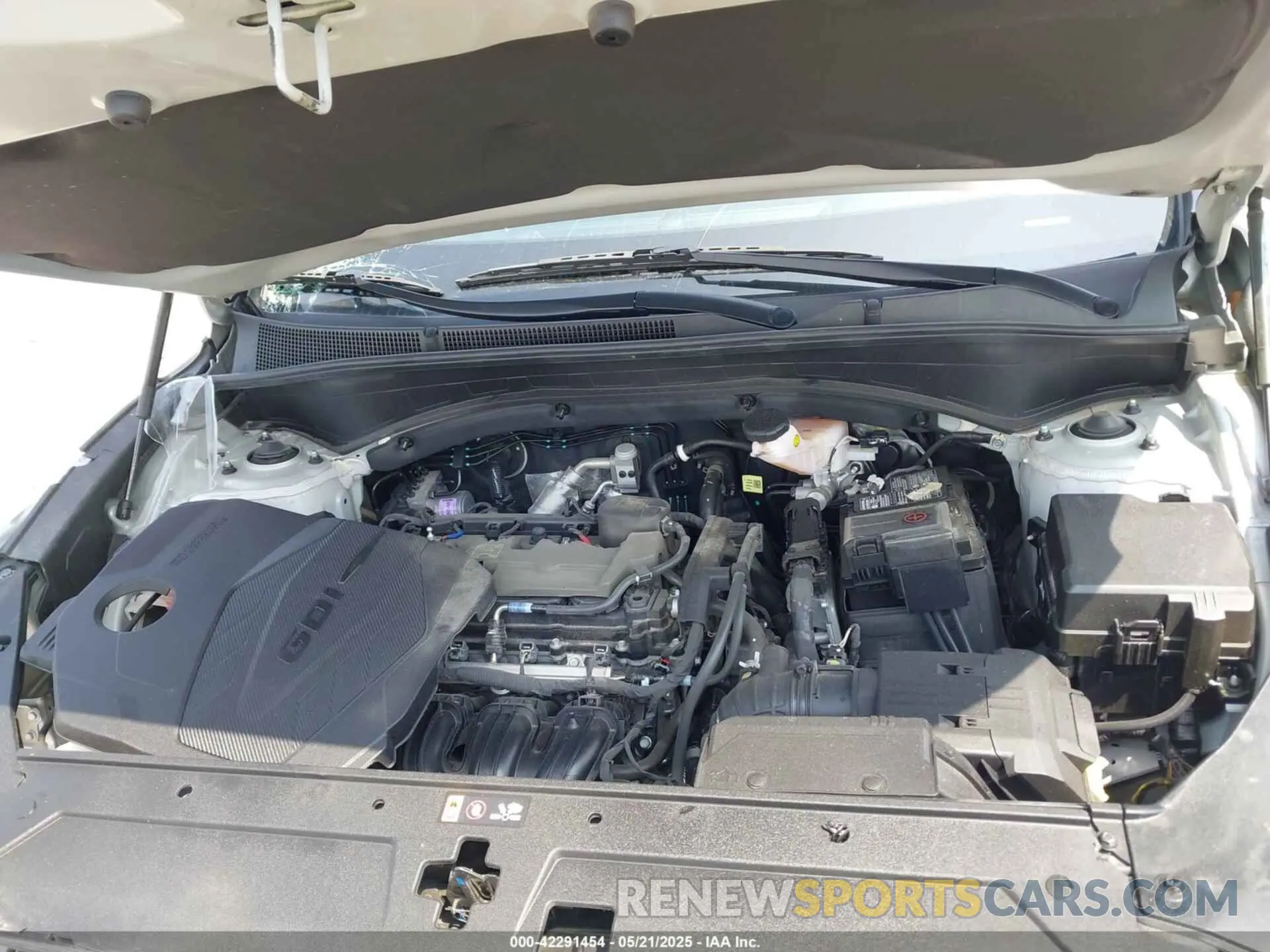 10 Photograph of a damaged car 5NMS2DAJ8PH628240 HYUNDAI SANTA FE 2023