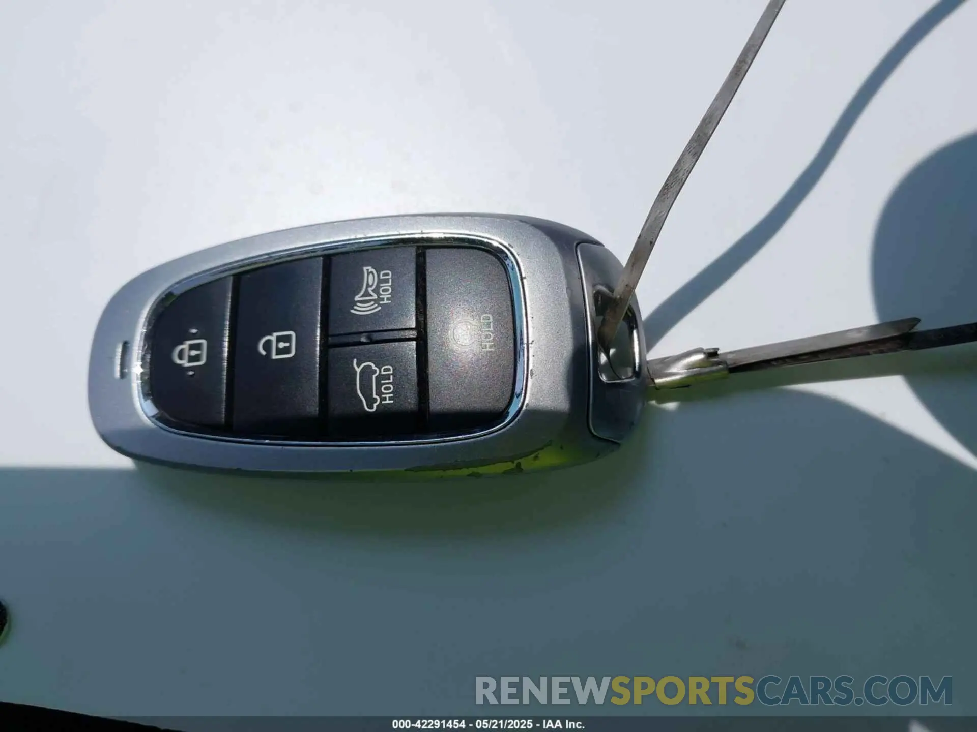 11 Photograph of a damaged car 5NMS2DAJ8PH628240 HYUNDAI SANTA FE 2023