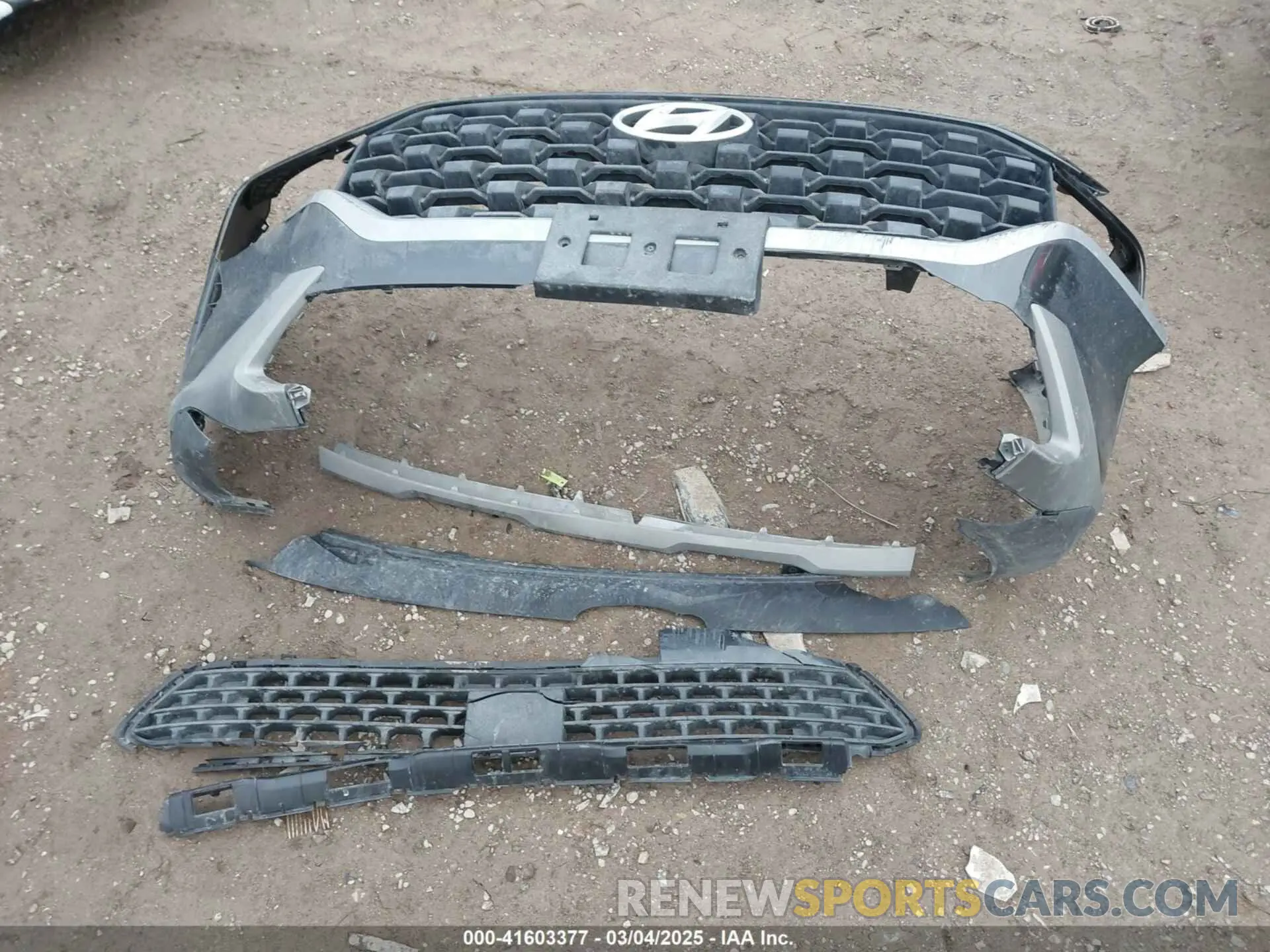 12 Photograph of a damaged car 5NMS2DAJ9PH652417 HYUNDAI SANTA FE 2023