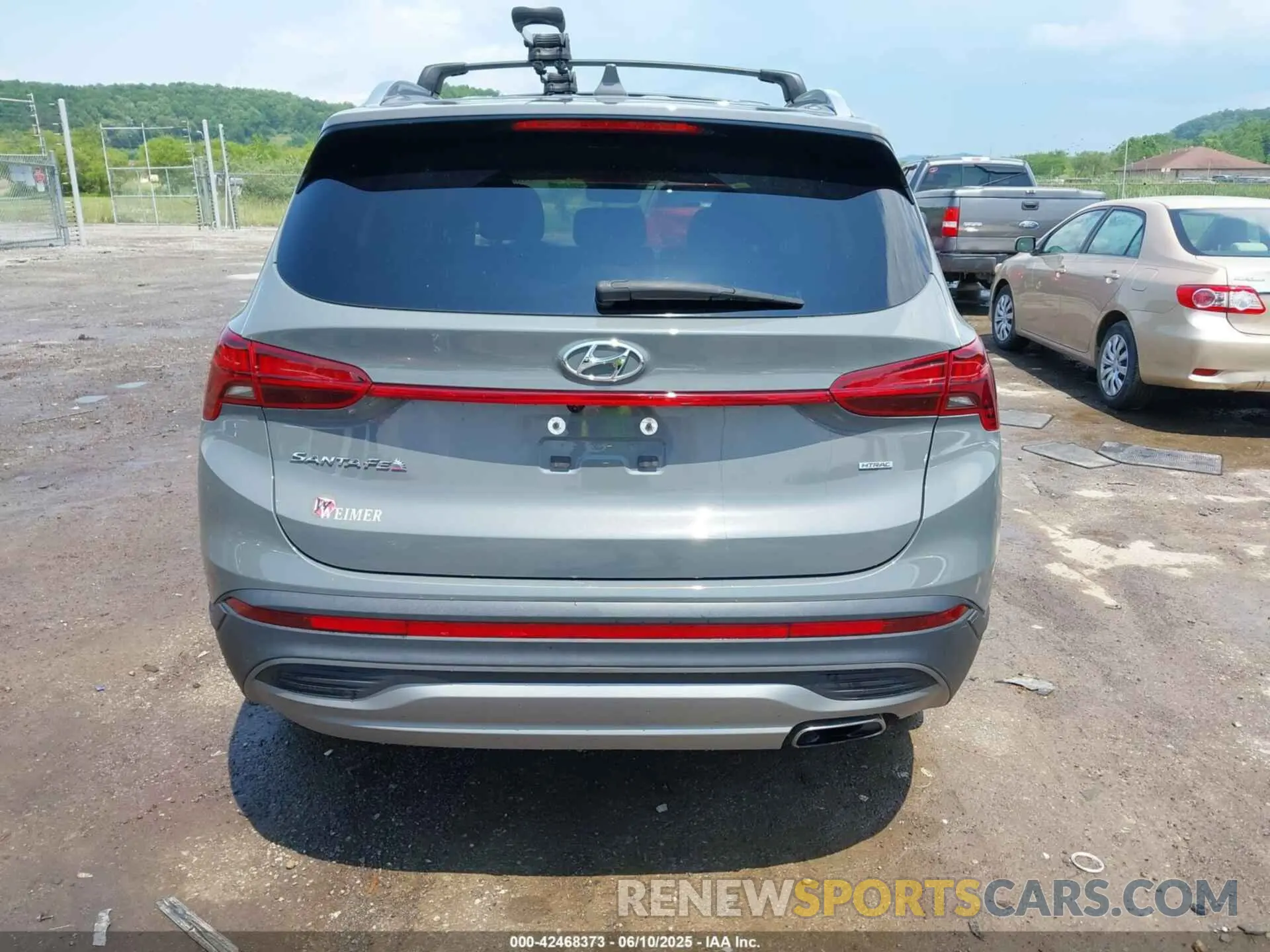 16 Photograph of a damaged car 5NMS2DAJXPH484951 HYUNDAI SANTA FE 2023