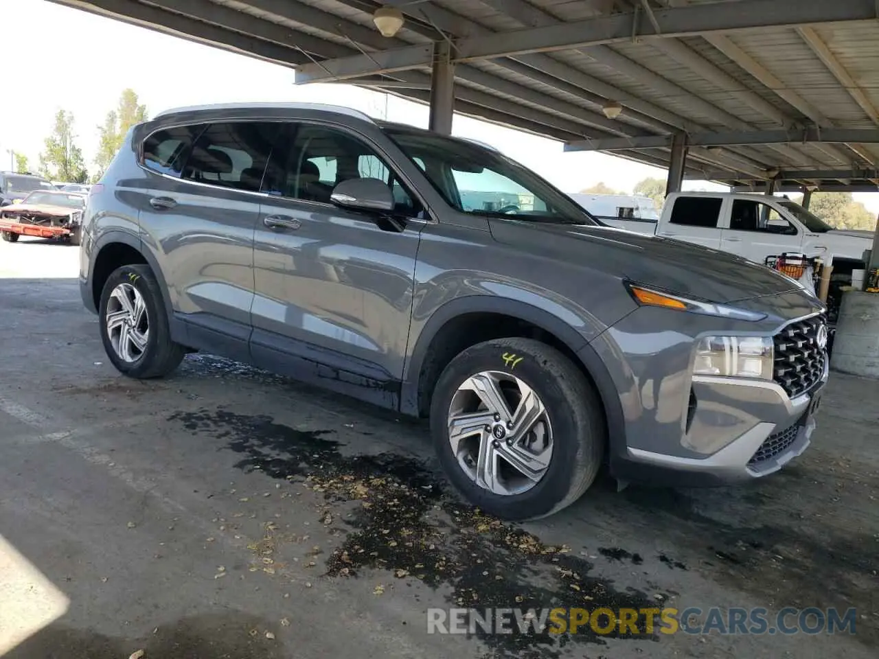 4 Photograph of a damaged car 5NMS2DAJXPH539172 HYUNDAI SANTA FE 2023