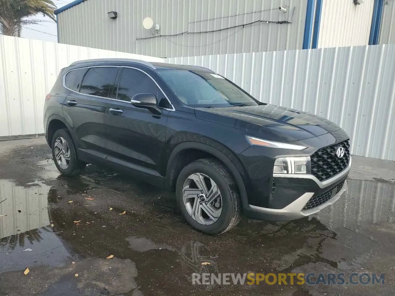 4 Photograph of a damaged car 5NMS2DAJXPH568784 HYUNDAI SANTA FE 2023