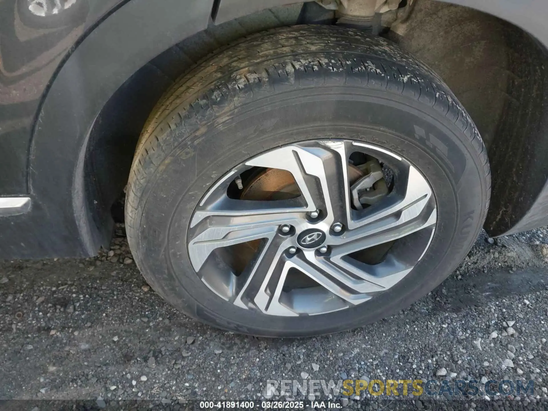 18 Photograph of a damaged car 5NMS34AJ0PH517890 HYUNDAI SANTA FE 2023