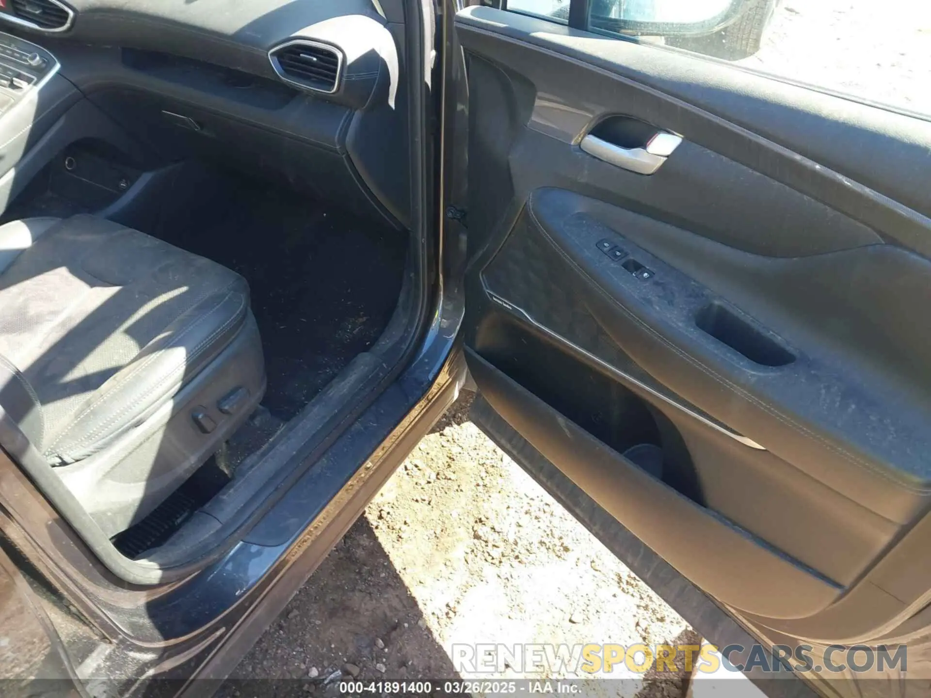 5 Photograph of a damaged car 5NMS34AJ0PH517890 HYUNDAI SANTA FE 2023