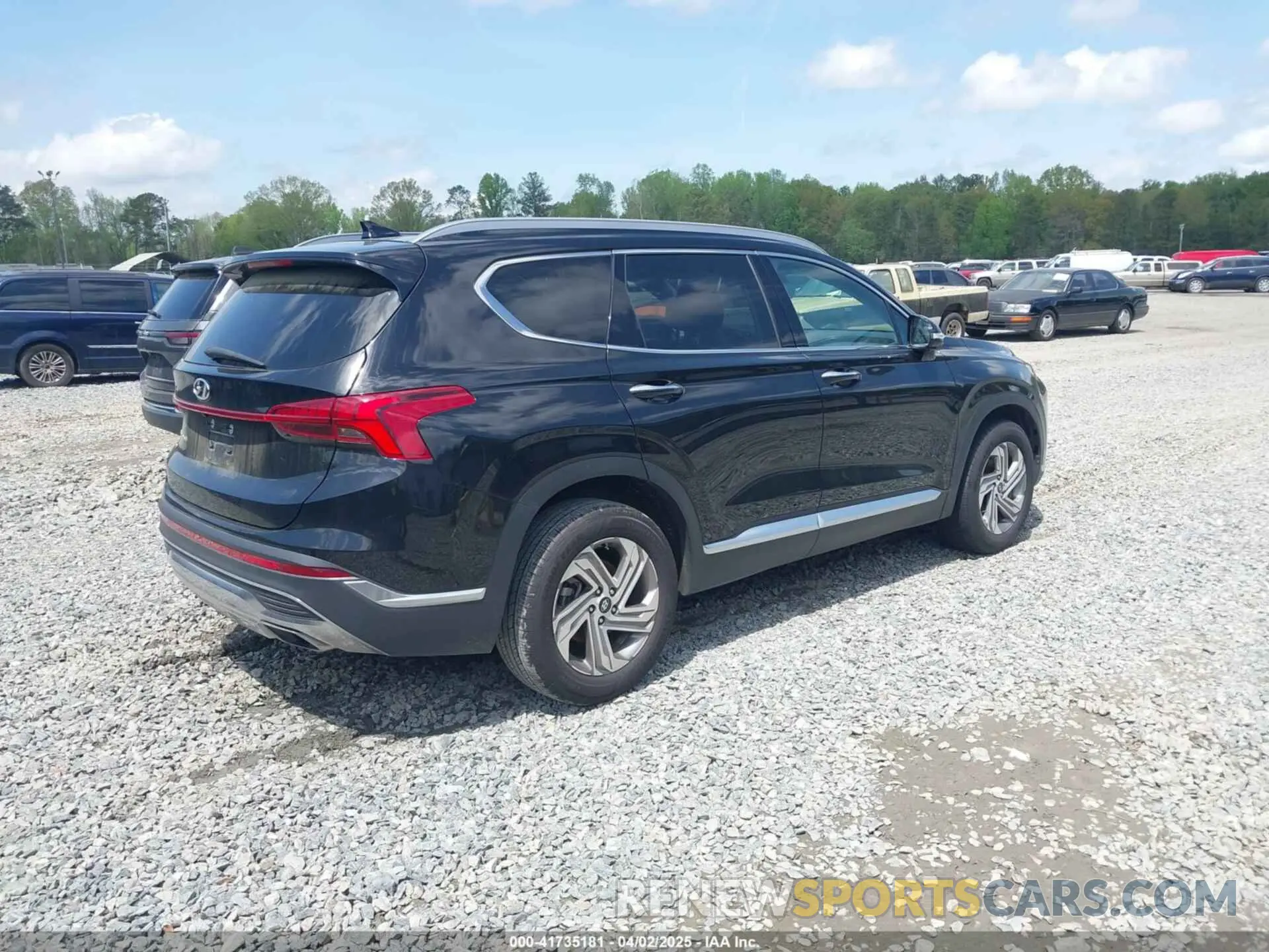 4 Photograph of a damaged car 5NMS34AJ0PH527884 HYUNDAI SANTA FE 2023