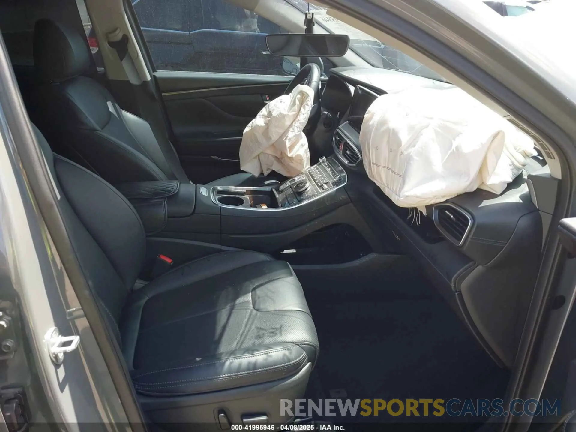 5 Photograph of a damaged car 5NMS34AJ0PH585087 HYUNDAI SANTA FE 2023