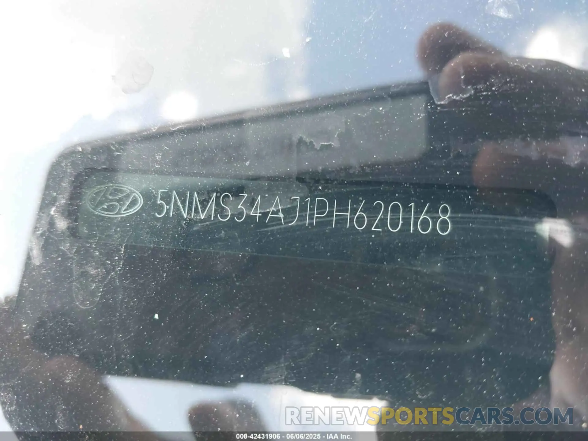 9 Photograph of a damaged car 5NMS34AJ1PH620168 HYUNDAI SANTA FE 2023