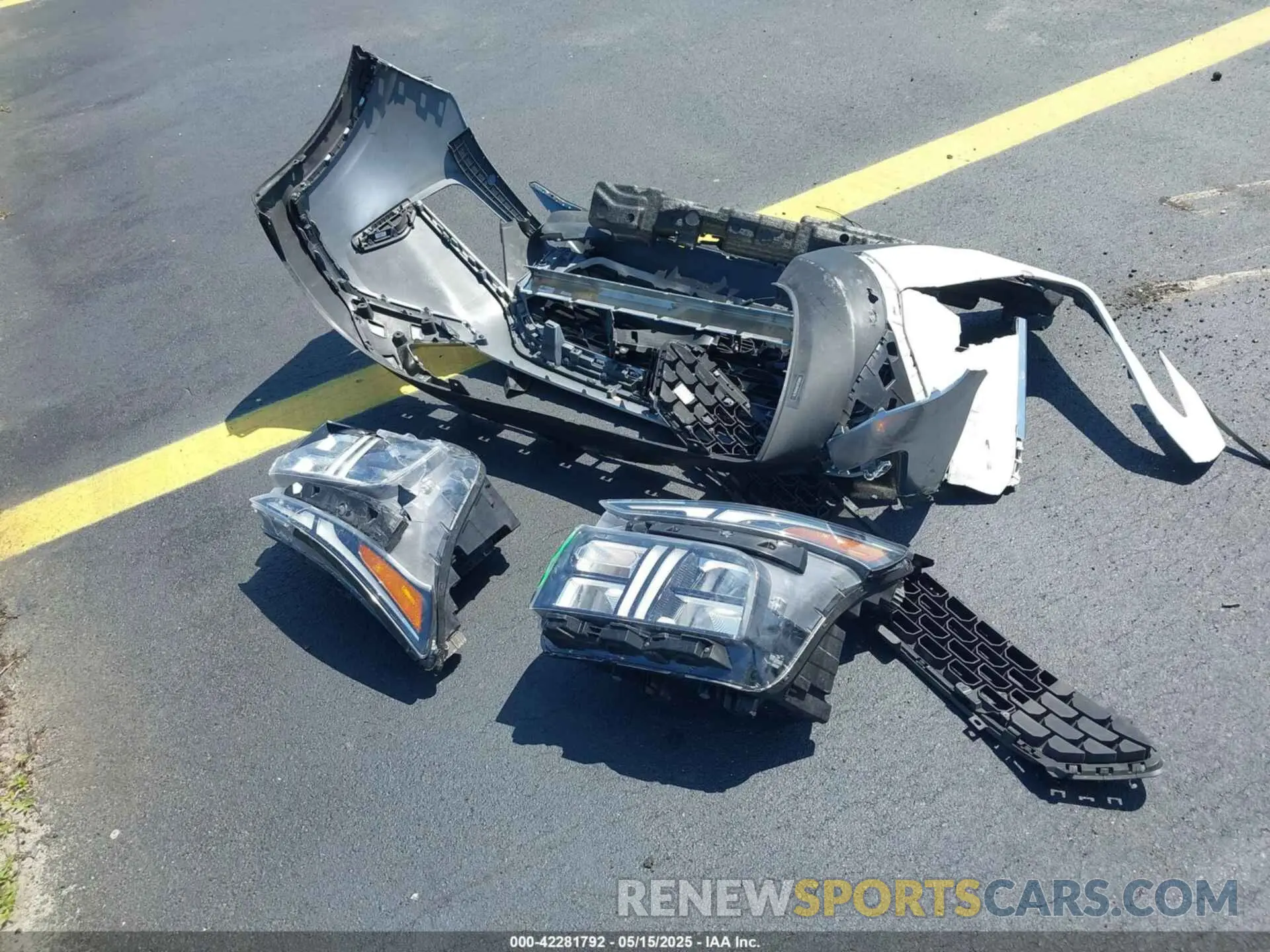 12 Photograph of a damaged car 5NMS34AJ4PH598778 HYUNDAI SANTA FE 2023