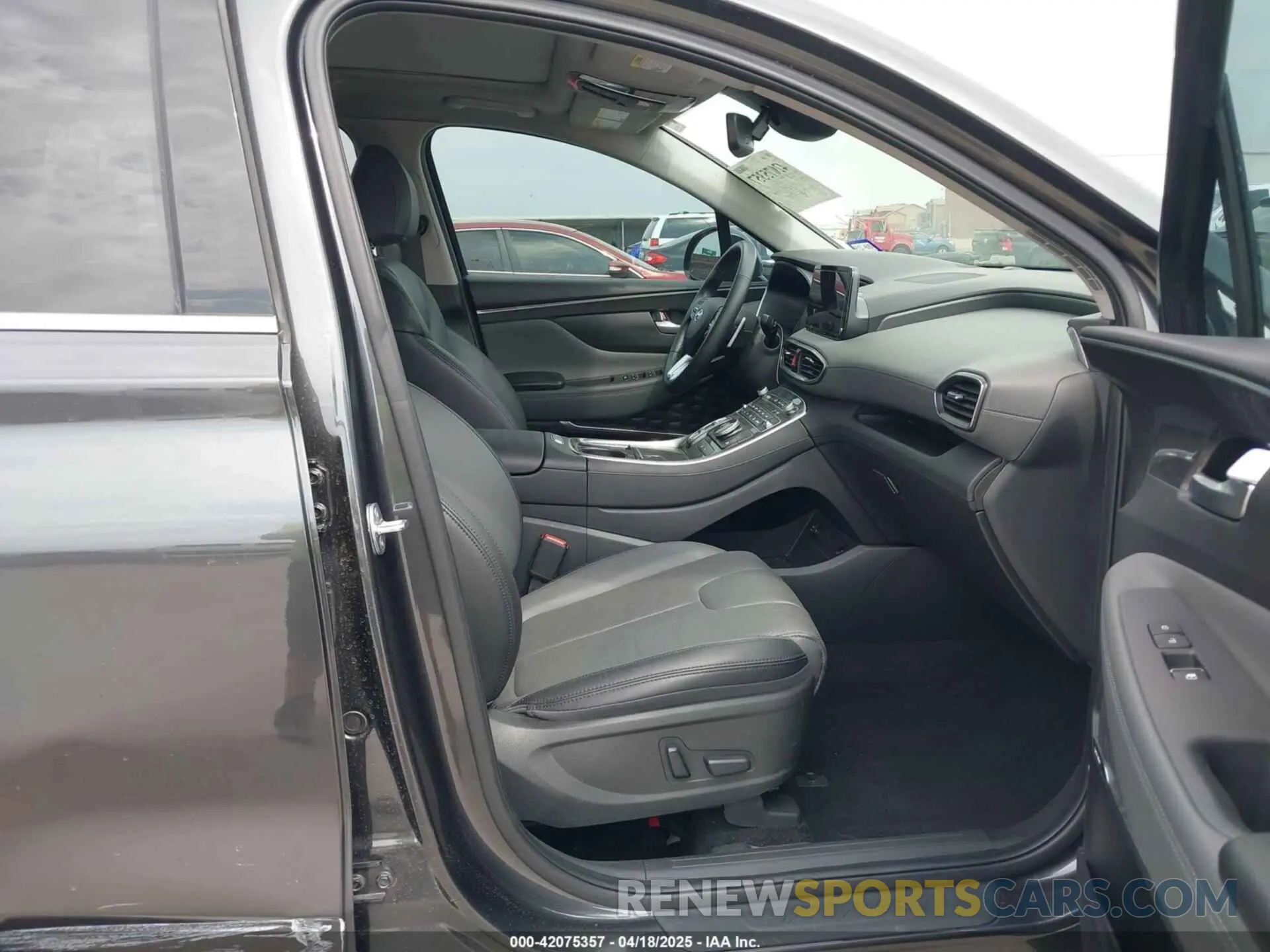 5 Photograph of a damaged car 5NMS34AJ4PH607690 HYUNDAI SANTA FE 2023
