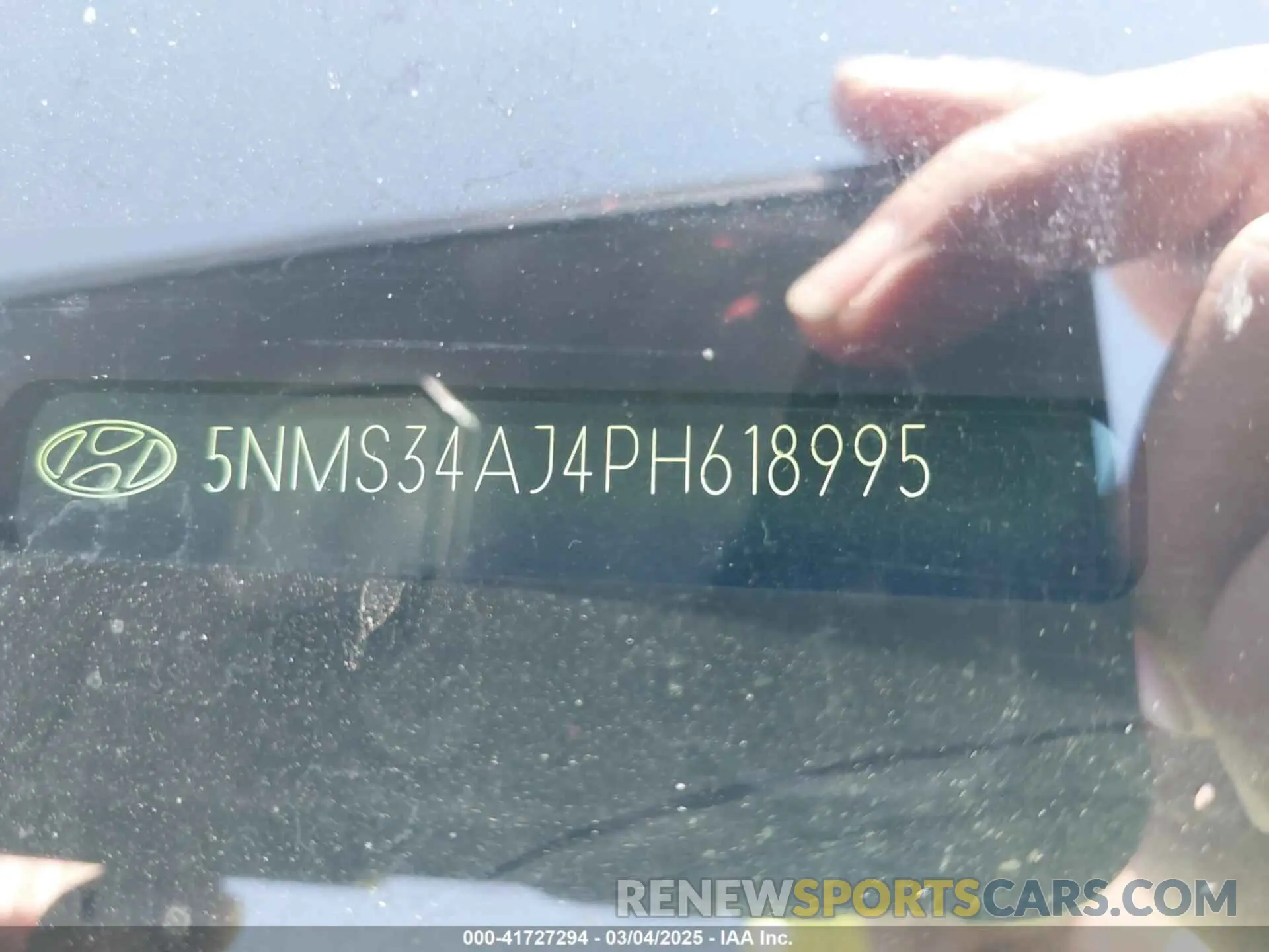 18 Photograph of a damaged car 5NMS34AJ4PH618995 HYUNDAI SANTA FE 2023