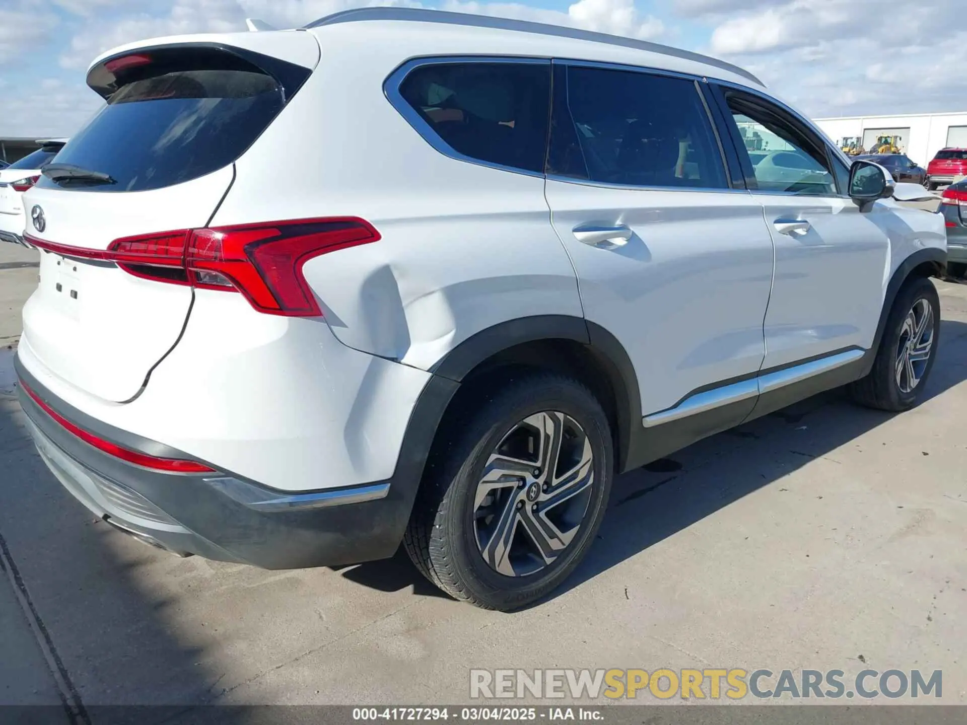 19 Photograph of a damaged car 5NMS34AJ4PH618995 HYUNDAI SANTA FE 2023