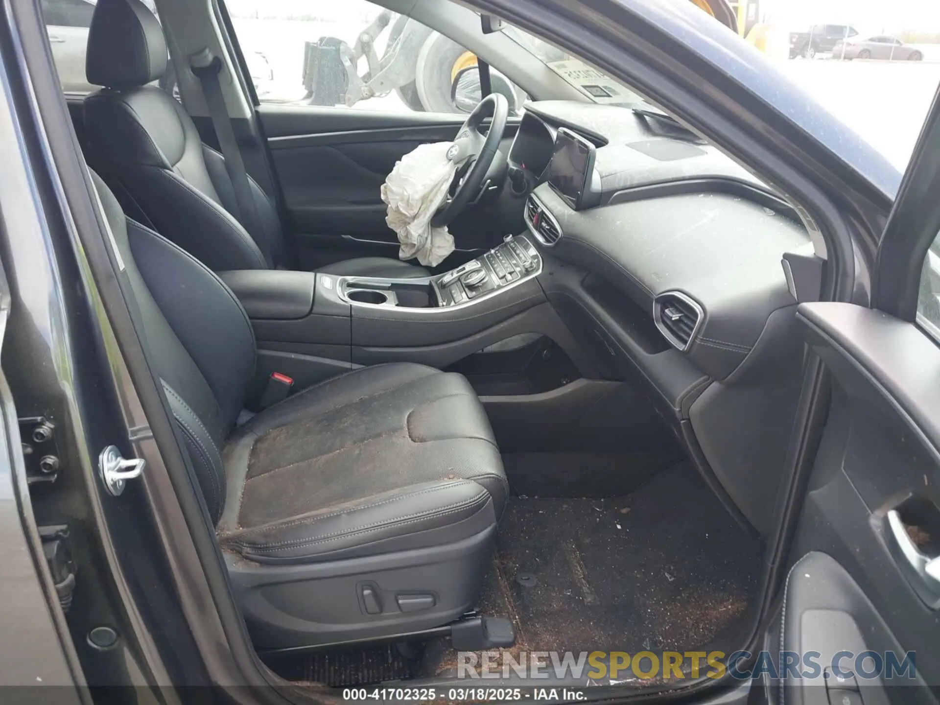 5 Photograph of a damaged car 5NMS34AJ6PH654171 HYUNDAI SANTA FE 2023