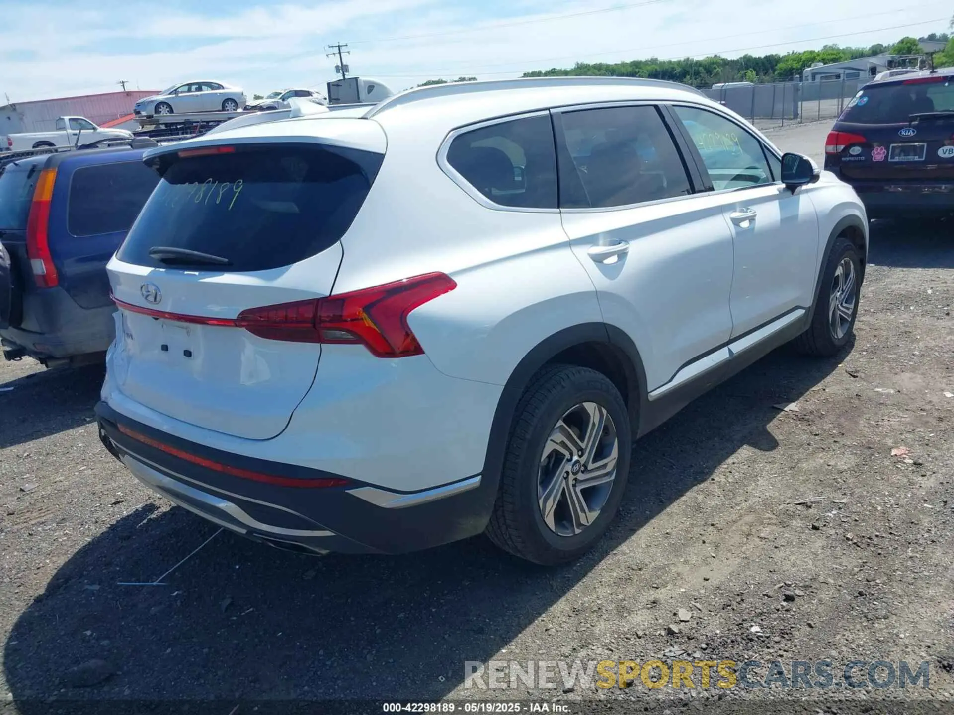 4 Photograph of a damaged car 5NMS34AJ8PH611659 HYUNDAI SANTA FE 2023
