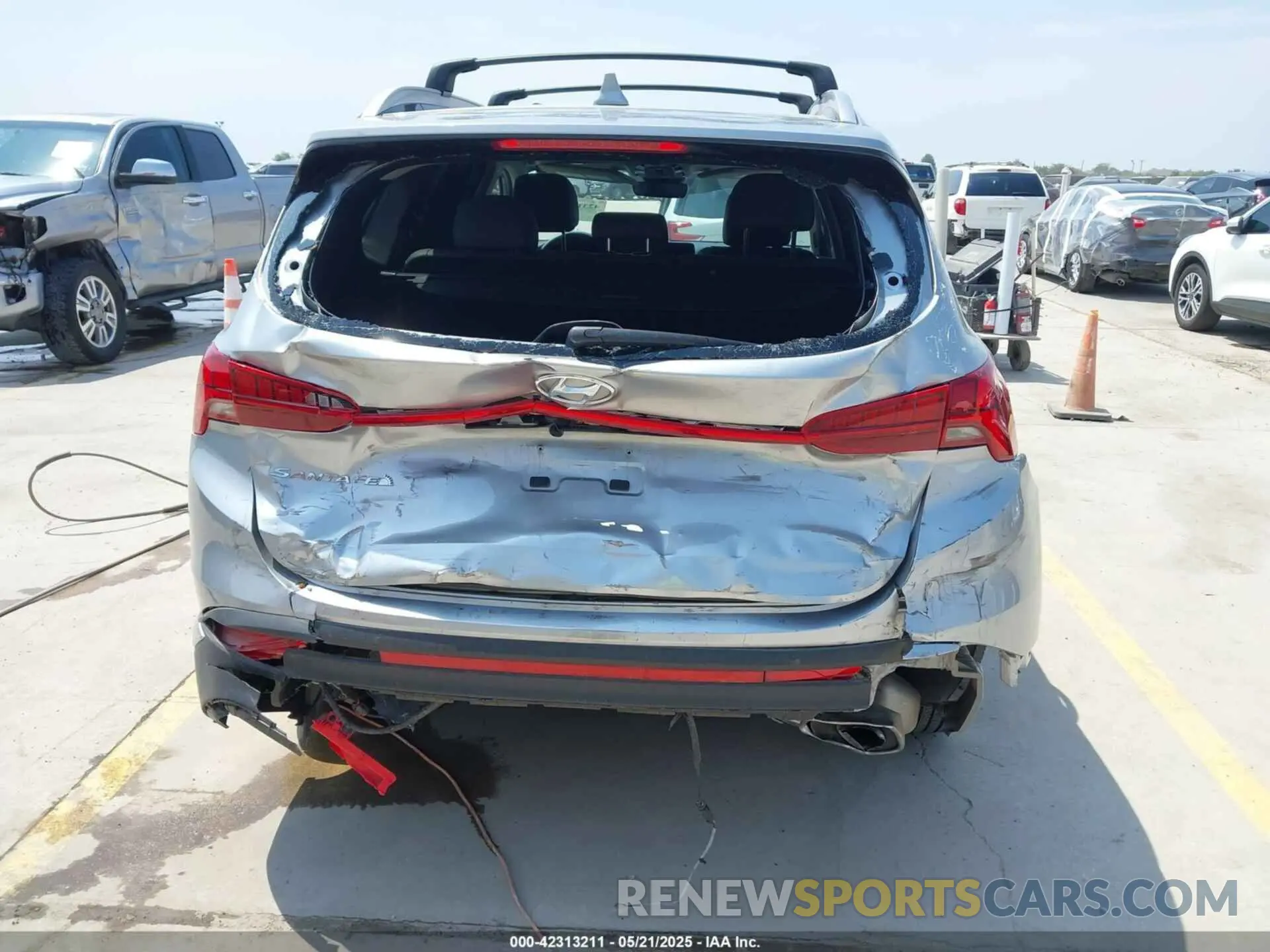 16 Photograph of a damaged car 5NMS34AJXPH620217 HYUNDAI SANTA FE 2023