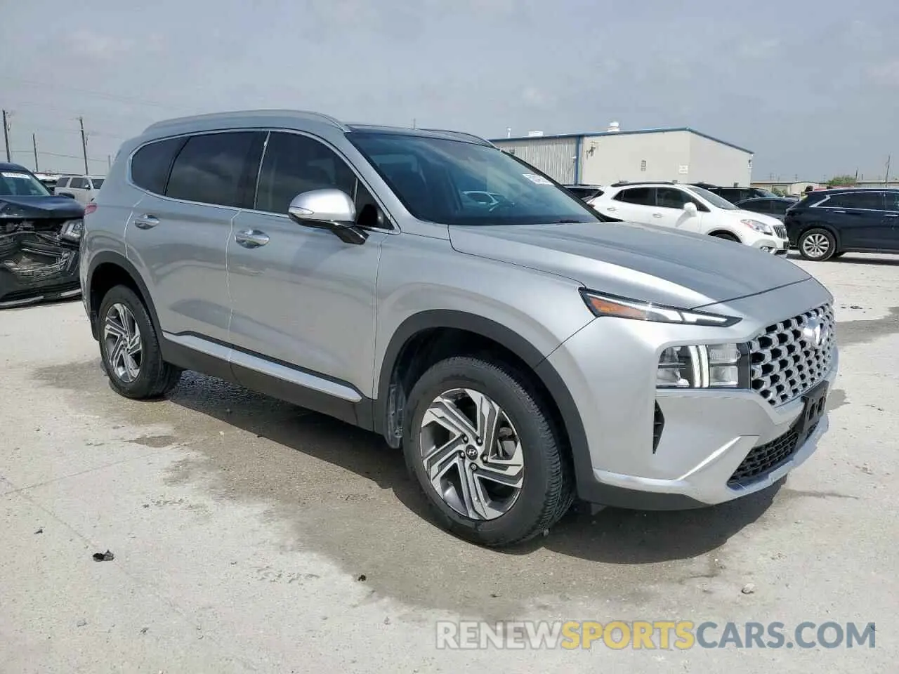 4 Photograph of a damaged car 5NMS3DAJ2PH572793 HYUNDAI SANTA FE 2023