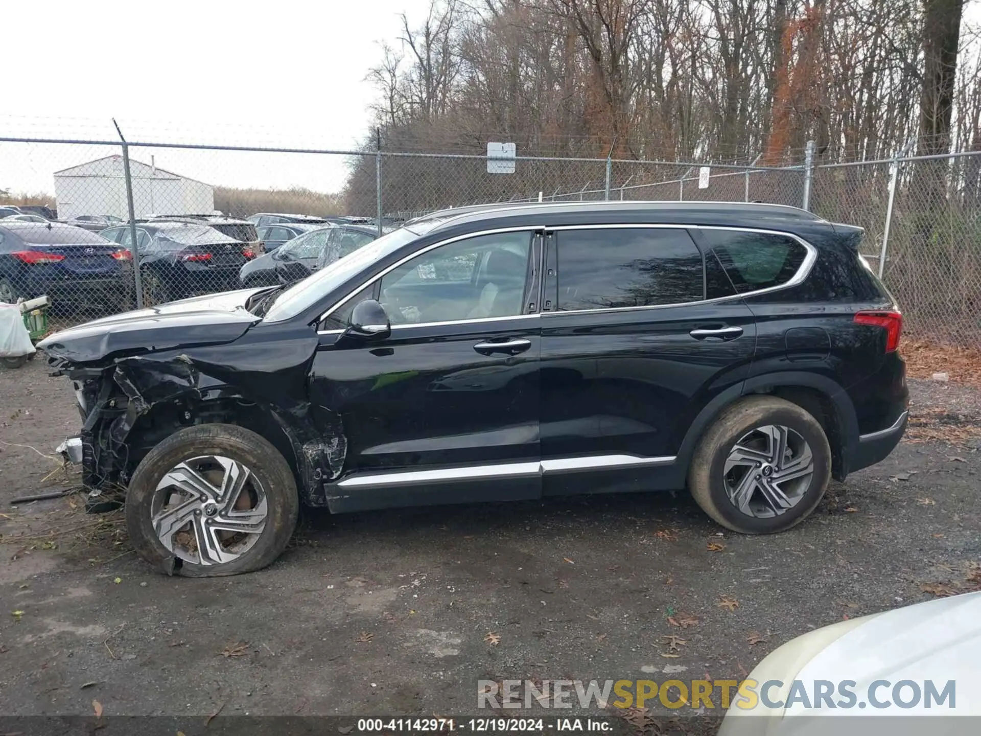 13 Photograph of a damaged car 5NMS3DAJ3PH504079 HYUNDAI SANTA FE 2023