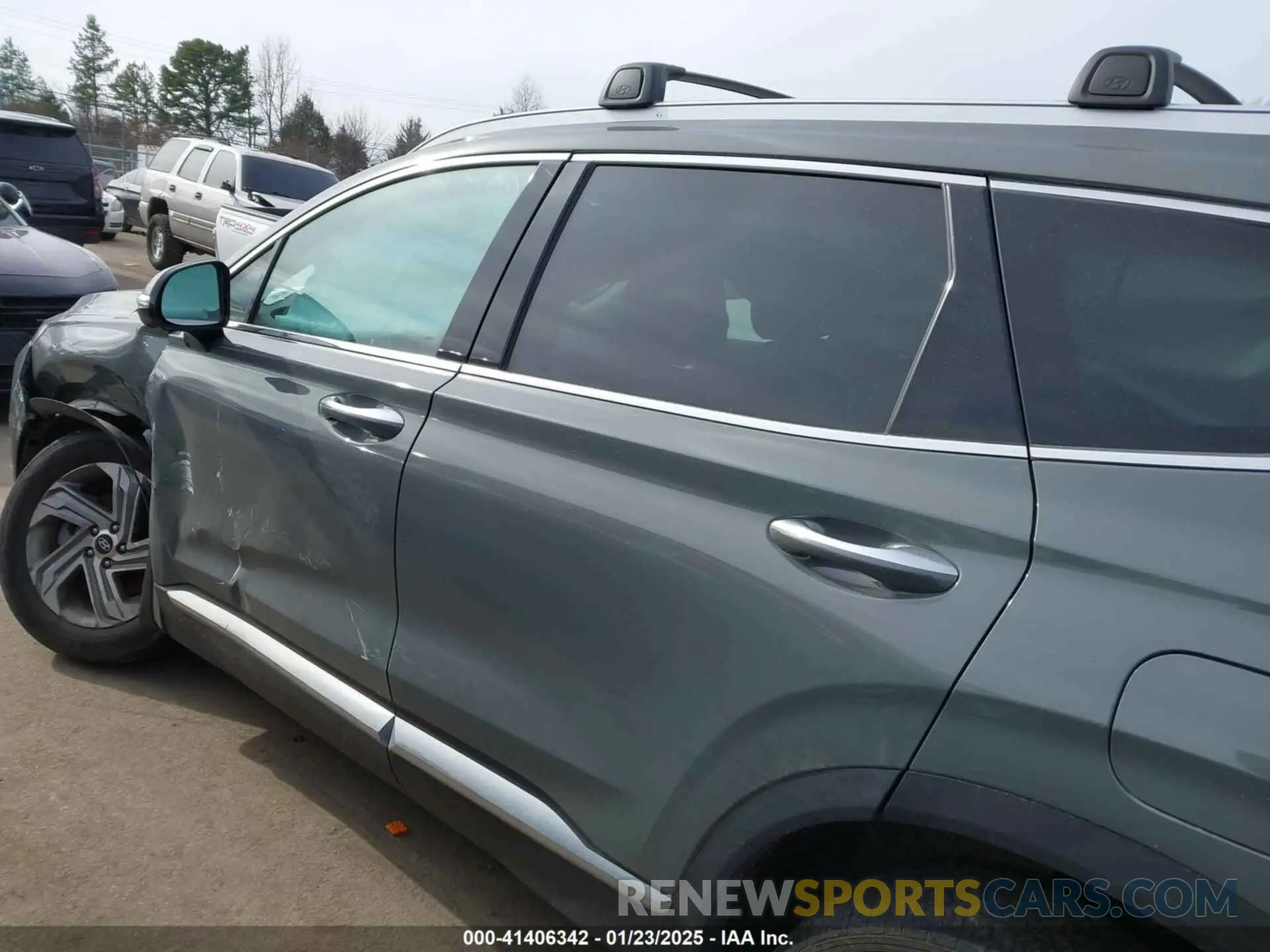 13 Photograph of a damaged car 5NMS3DAJ4PH553792 HYUNDAI SANTA FE 2023