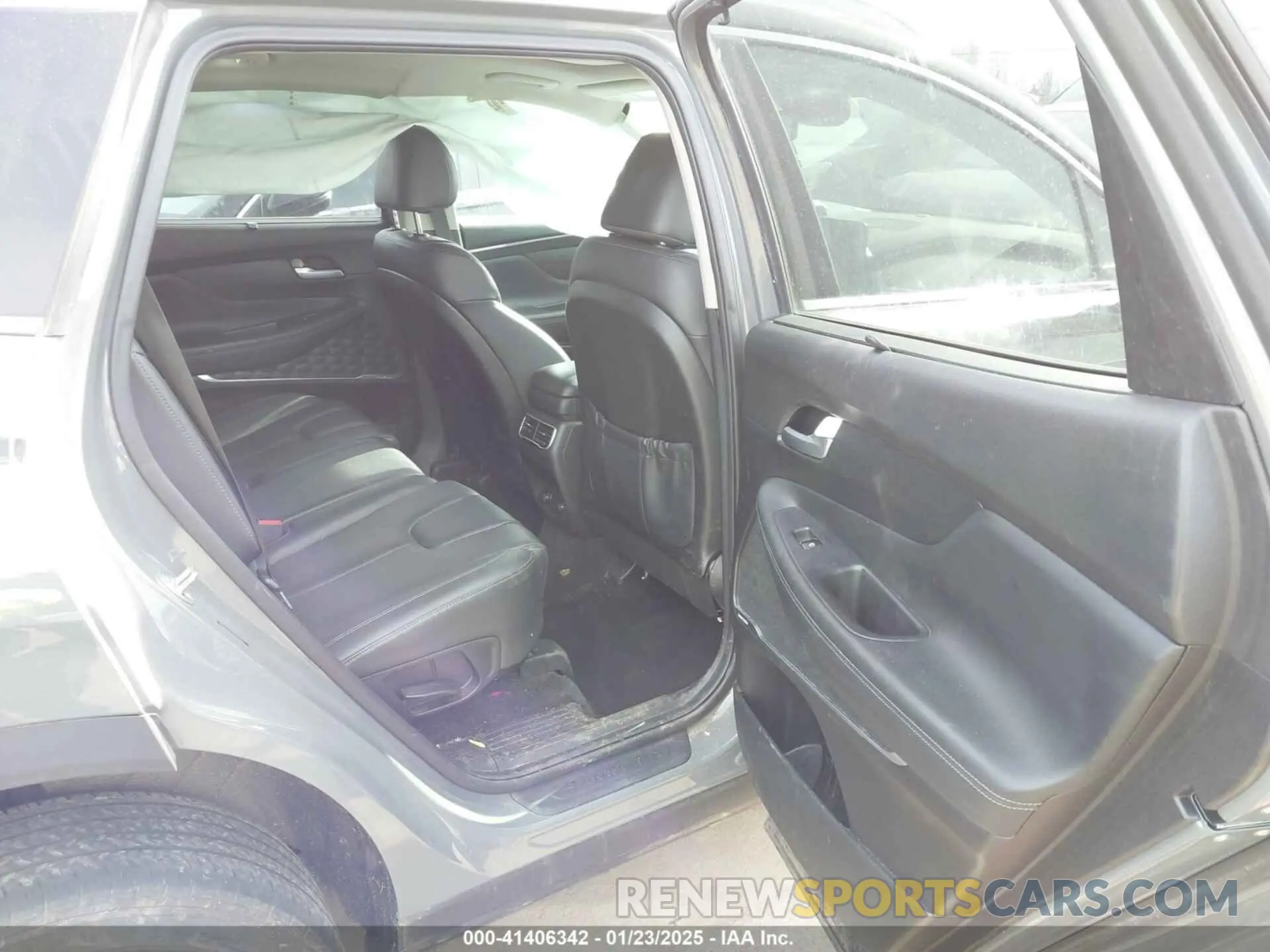 8 Photograph of a damaged car 5NMS3DAJ4PH553792 HYUNDAI SANTA FE 2023