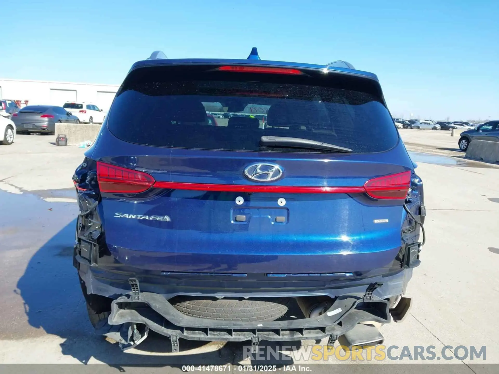 17 Photograph of a damaged car 5NMS3DAJ4PH579647 HYUNDAI SANTA FE 2023