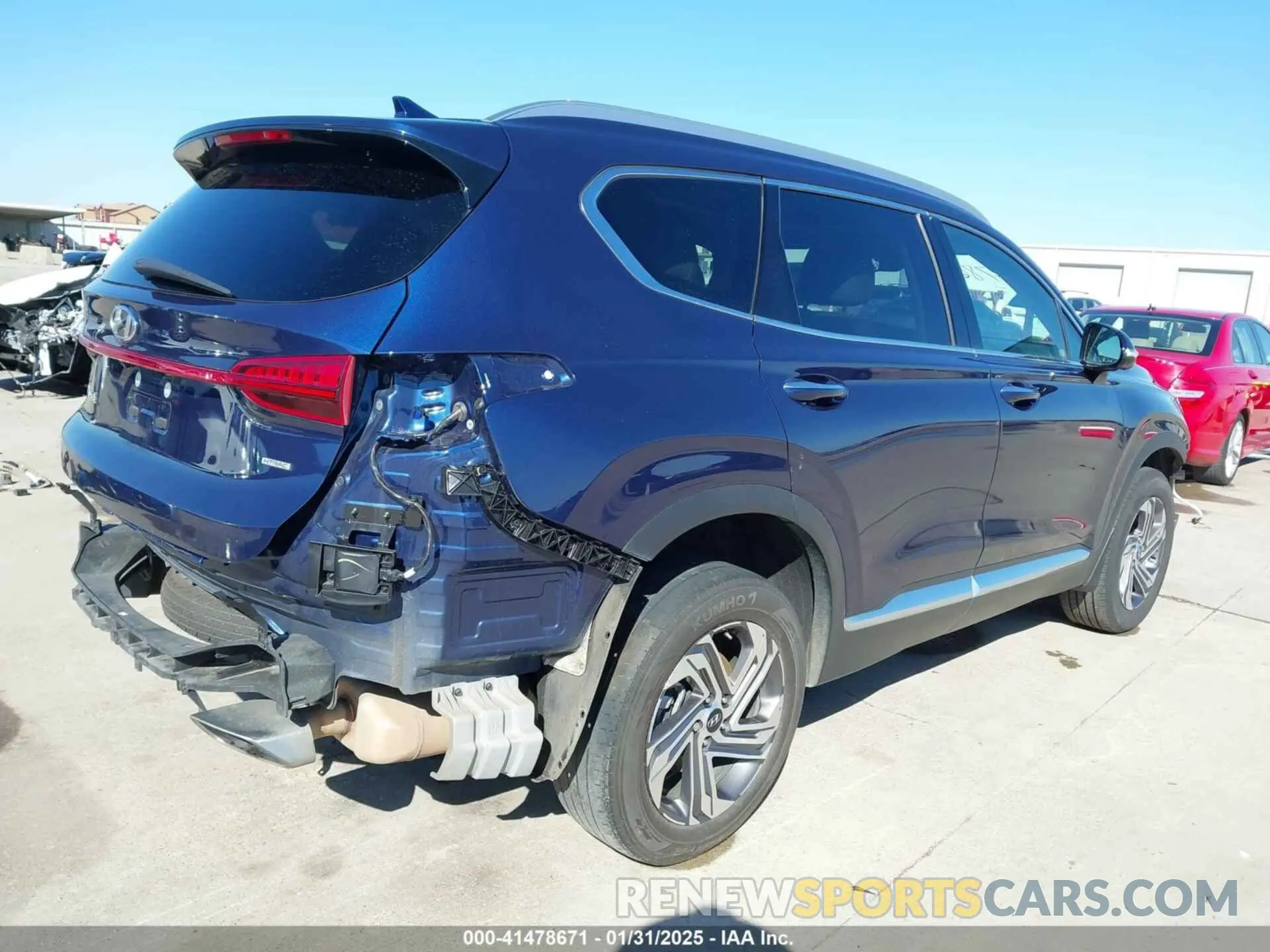 4 Photograph of a damaged car 5NMS3DAJ4PH579647 HYUNDAI SANTA FE 2023