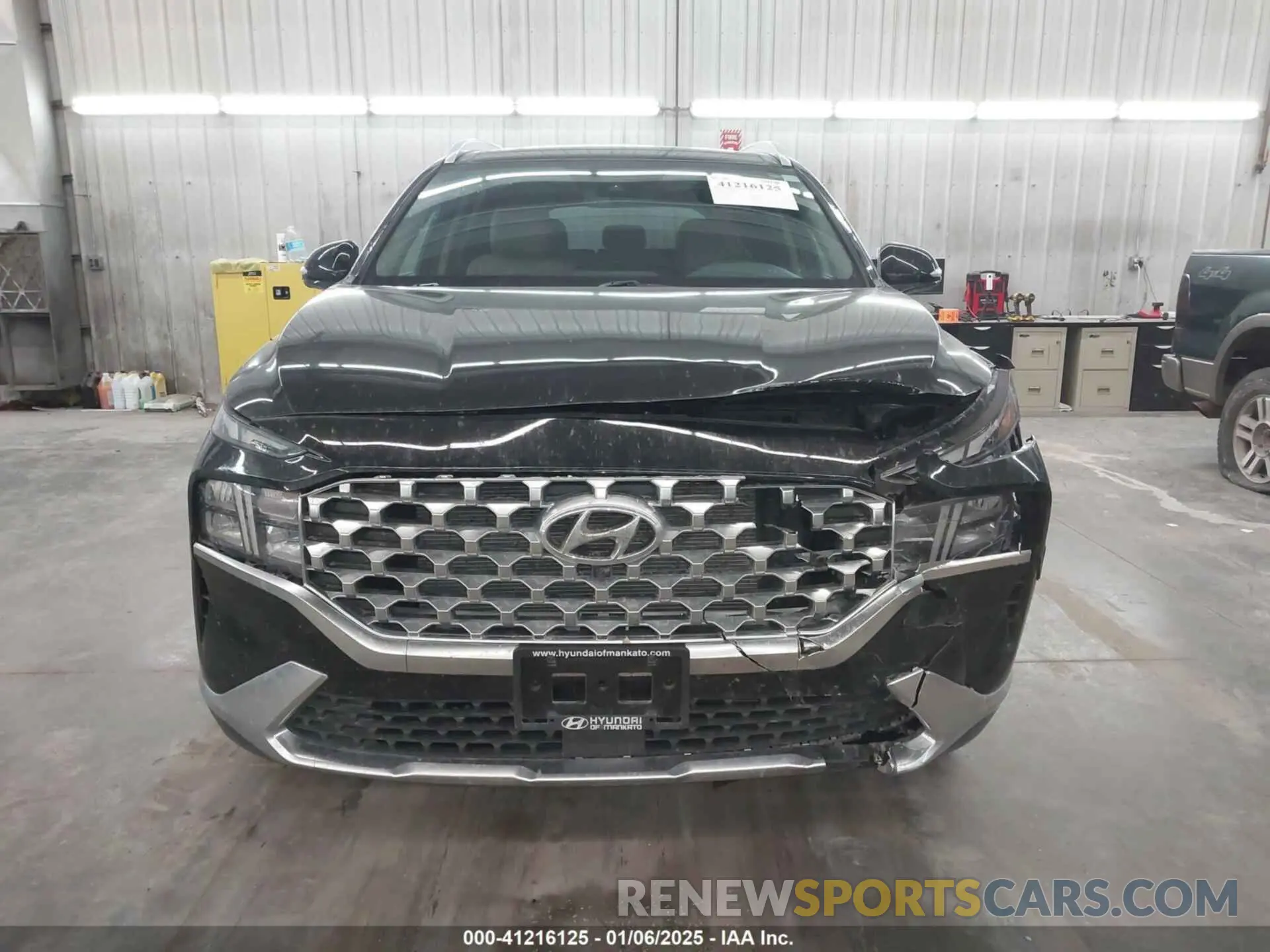 12 Photograph of a damaged car 5NMS3DAJ5PH568950 HYUNDAI SANTA FE 2023
