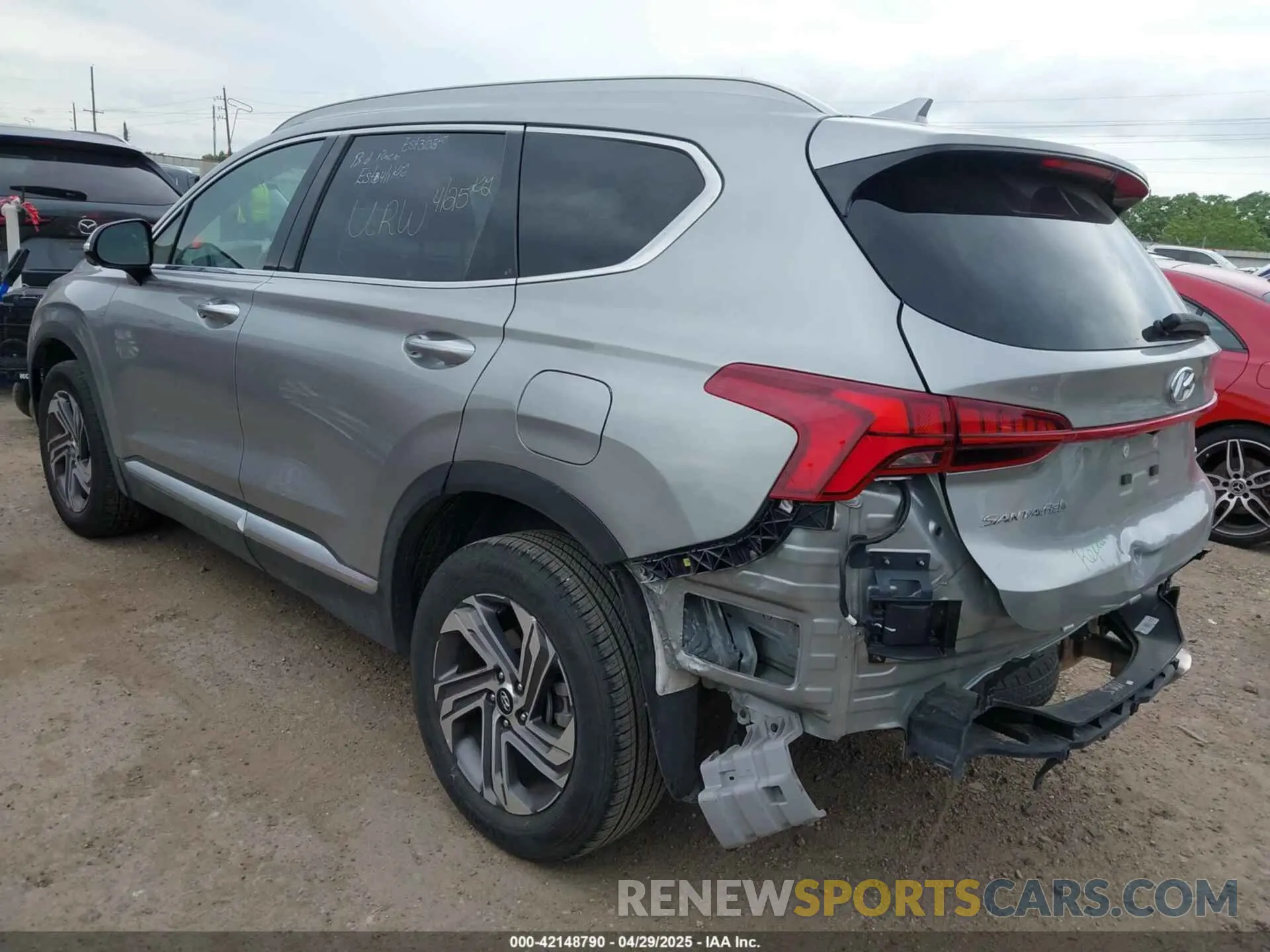 3 Photograph of a damaged car 5NMS3DAJ5PH638673 HYUNDAI SANTA FE 2023