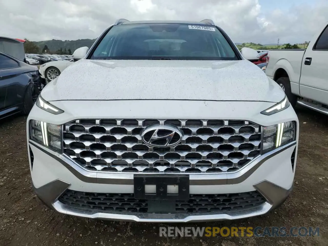 5 Photograph of a damaged car 5NMS3DAJ8PH527292 HYUNDAI SANTA FE 2023