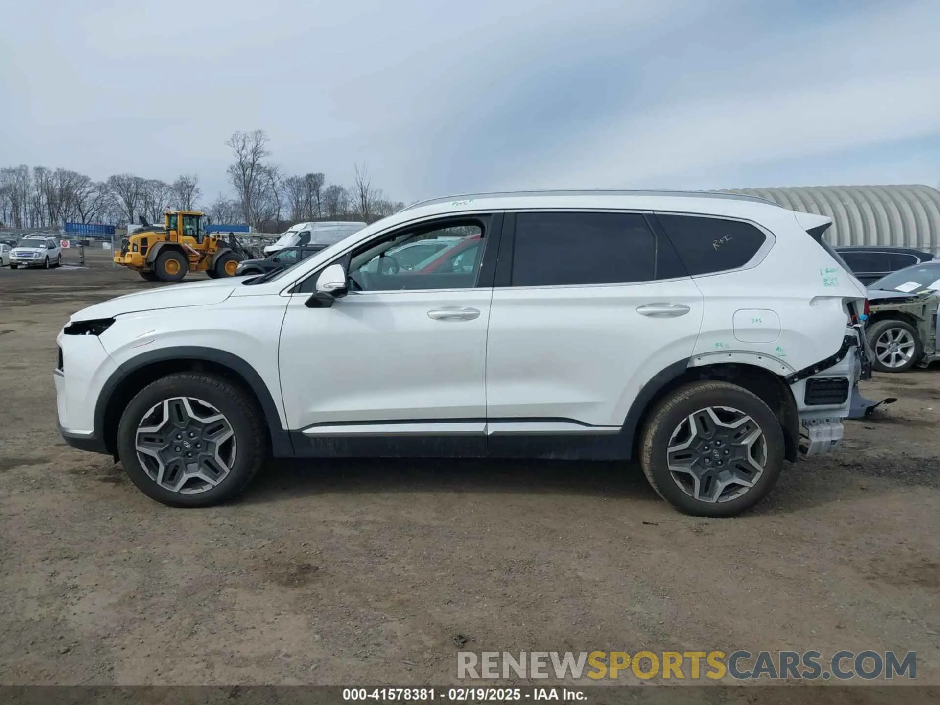 15 Photograph of a damaged car 5NMS4DAL0PH497767 HYUNDAI SANTA FE 2023