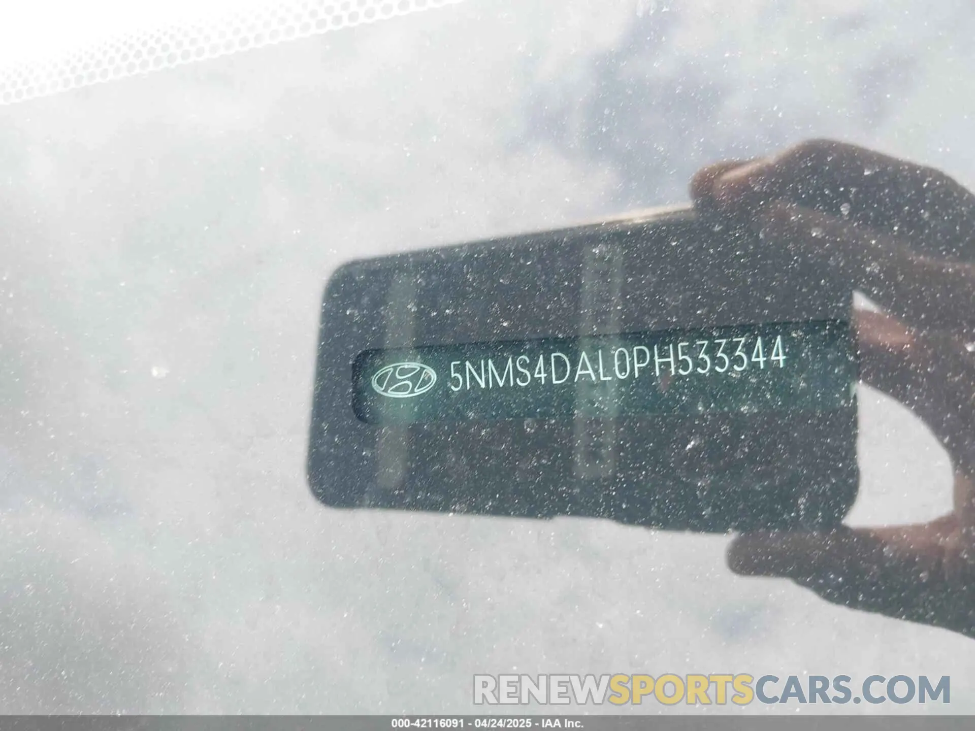 9 Photograph of a damaged car 5NMS4DAL0PH533344 HYUNDAI SANTA FE 2023