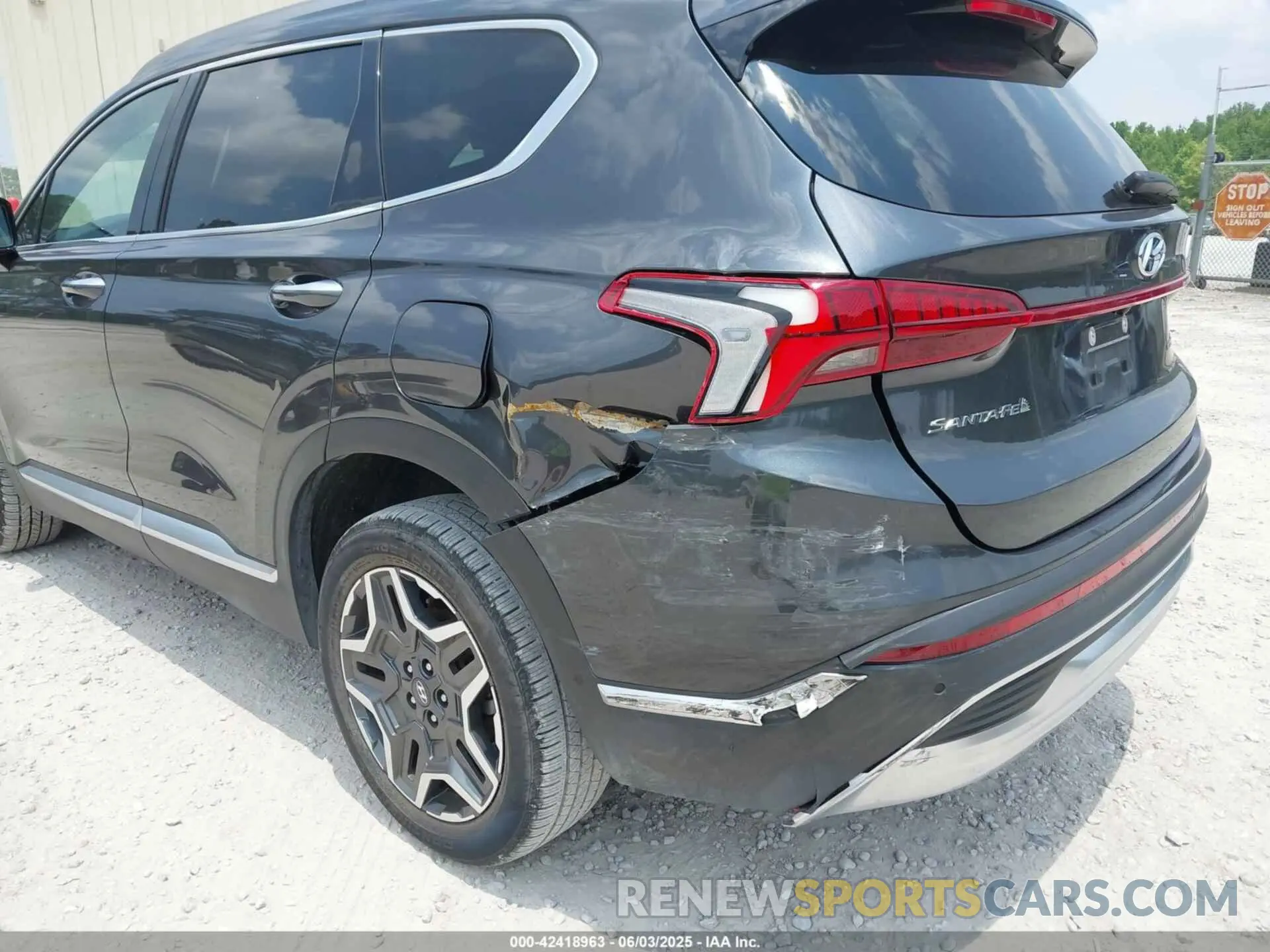 6 Photograph of a damaged car 5NMS4DAL0PH644363 HYUNDAI SANTA FE 2023