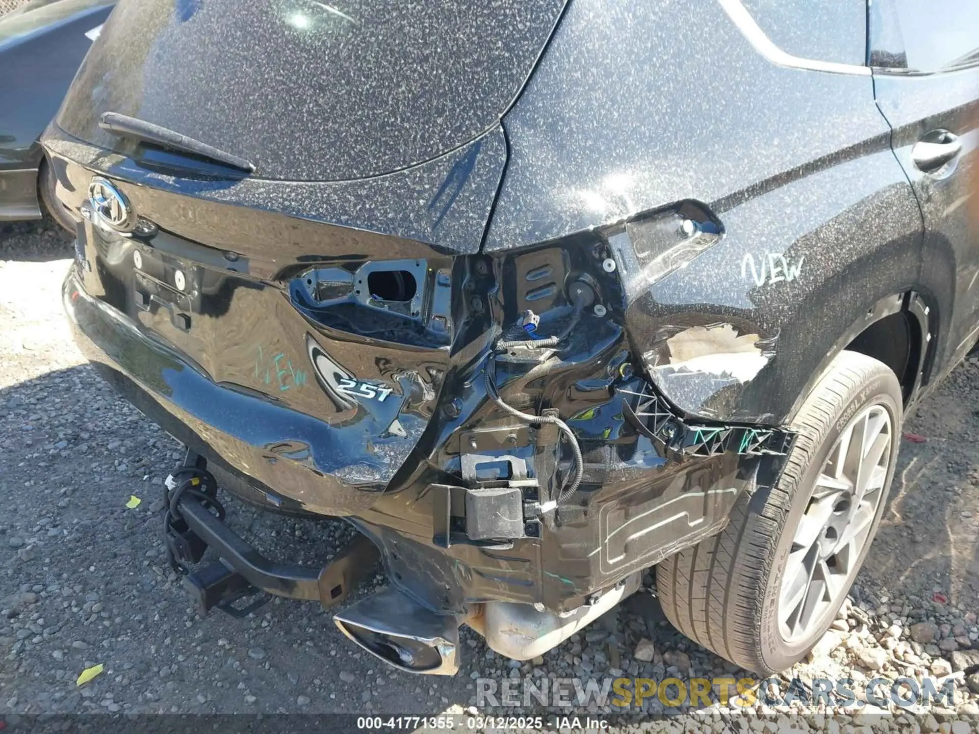 6 Photograph of a damaged car 5NMS54AL7PH577709 HYUNDAI SANTA FE 2023