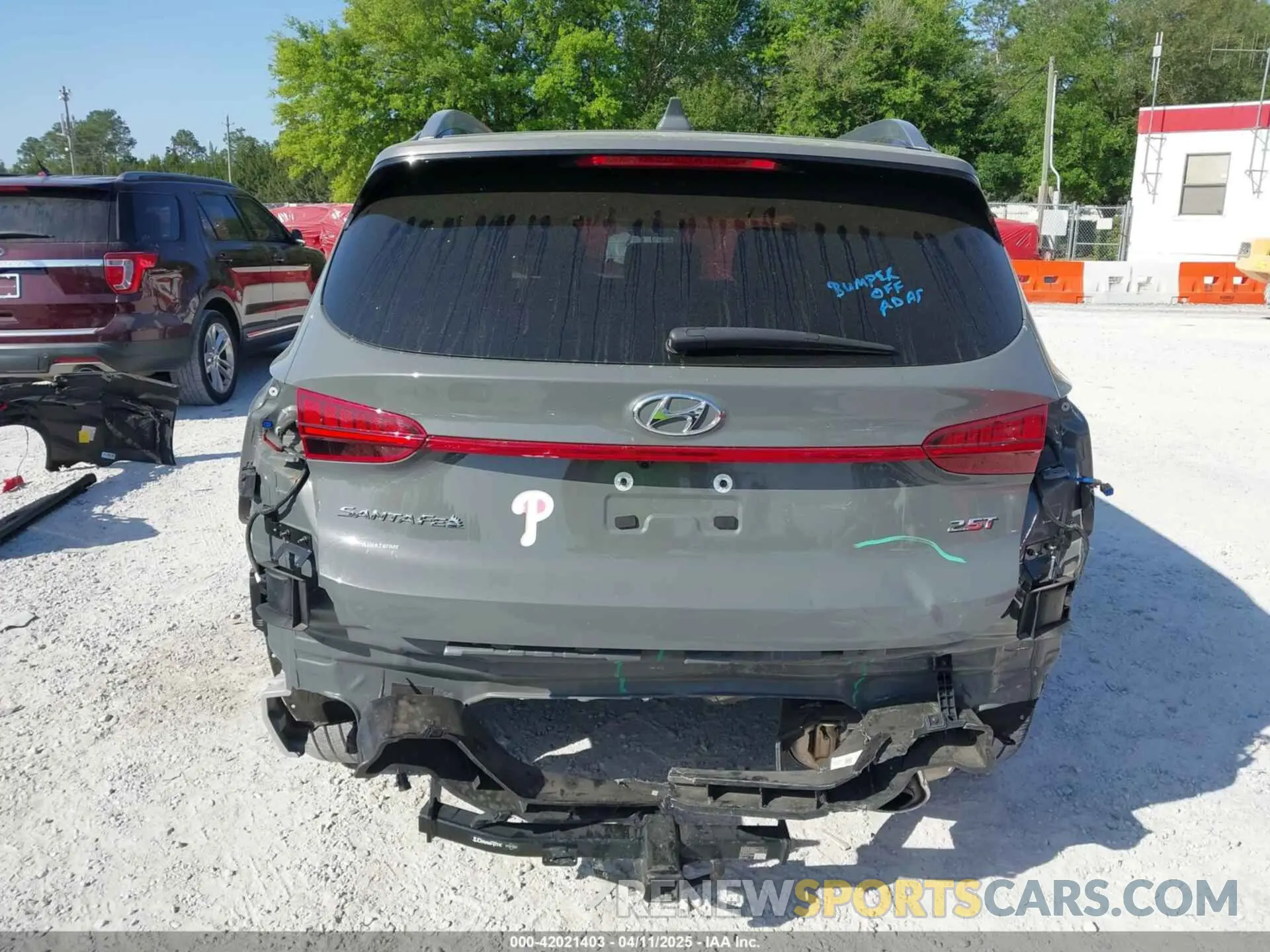 17 Photograph of a damaged car 5NMS54ALXPH542646 HYUNDAI SANTA FE 2023