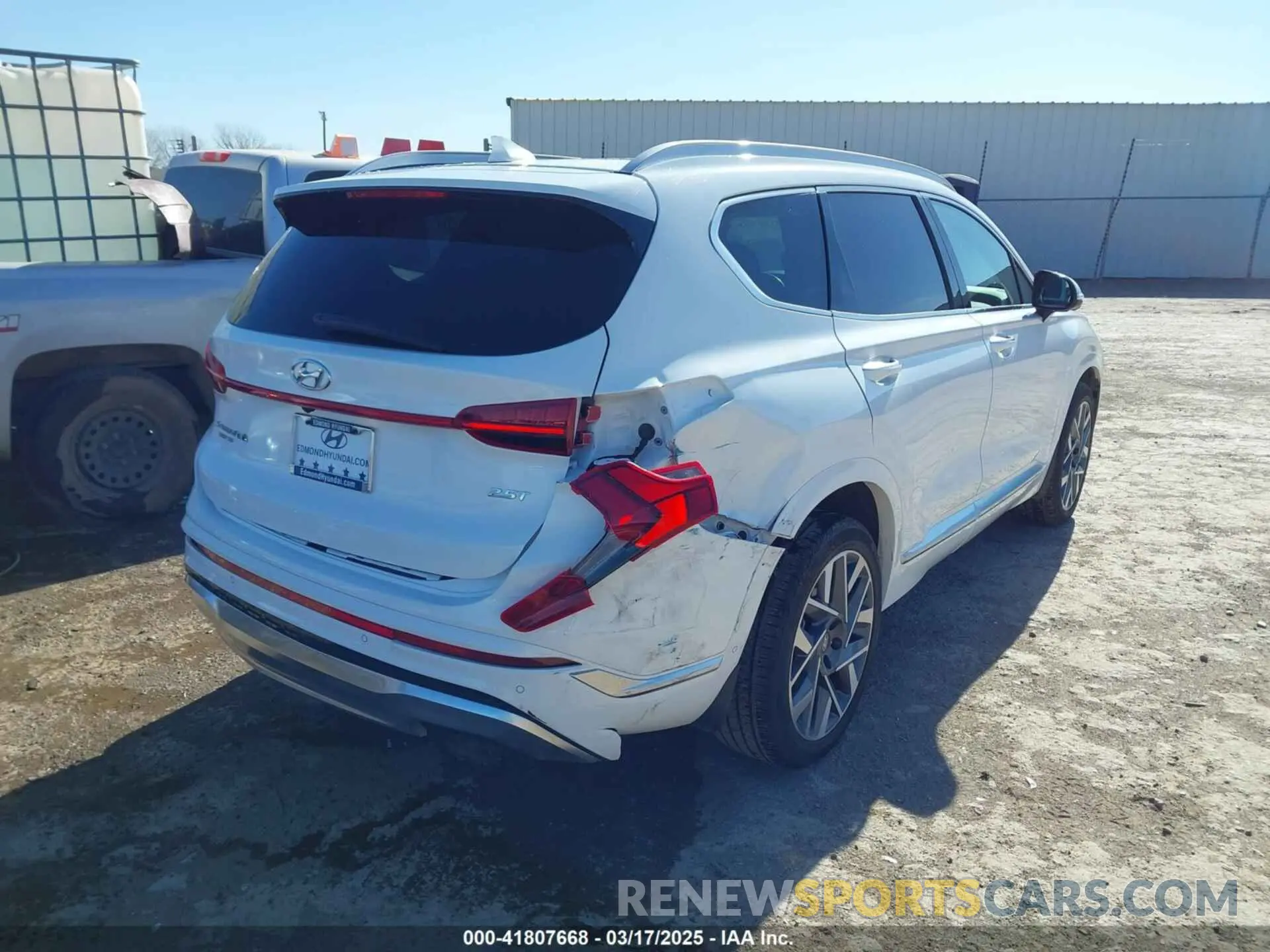 4 Photograph of a damaged car 5NMS54ALXPH647008 HYUNDAI SANTA FE 2023