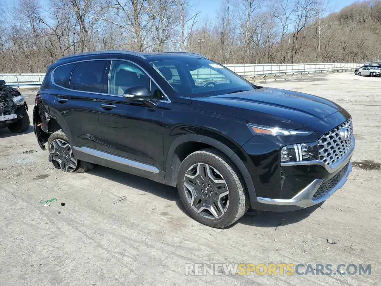 4 Photograph of a damaged car 5NMS5DA10PH017741 HYUNDAI SANTA FE 2023