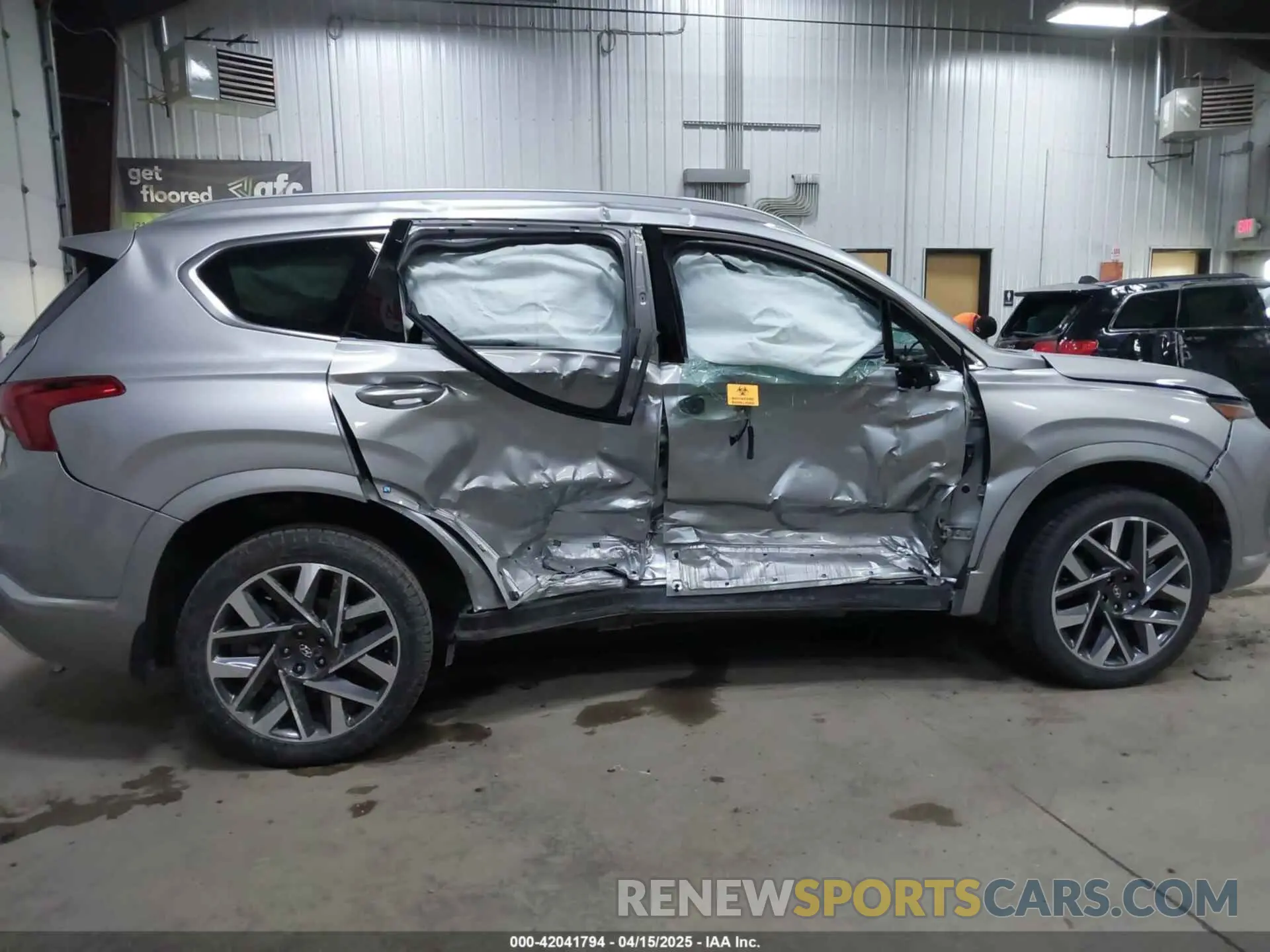 13 Photograph of a damaged car 5NMS5DAL1PH589922 HYUNDAI SANTA FE 2023