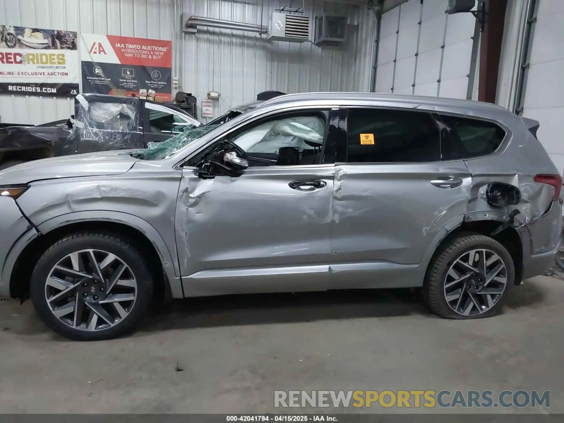 14 Photograph of a damaged car 5NMS5DAL1PH589922 HYUNDAI SANTA FE 2023