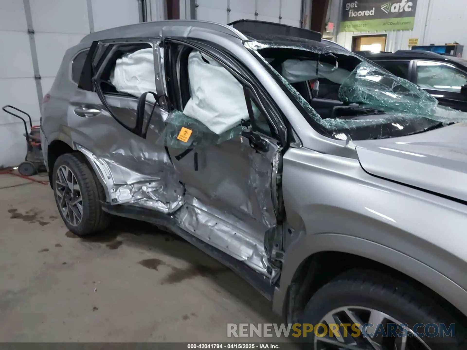 6 Photograph of a damaged car 5NMS5DAL1PH589922 HYUNDAI SANTA FE 2023