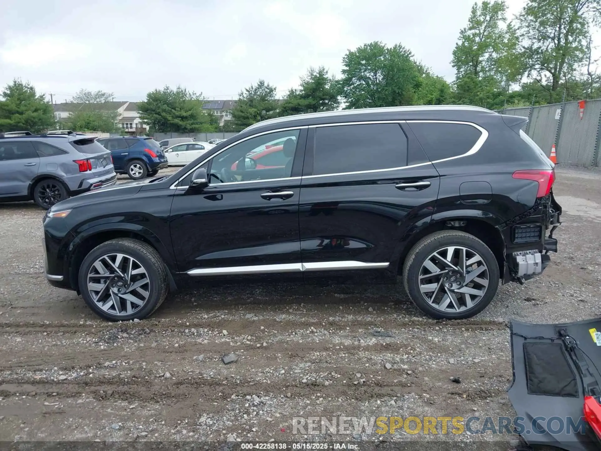 14 Photograph of a damaged car 5NMS5DAL3PH579506 HYUNDAI SANTA FE 2023