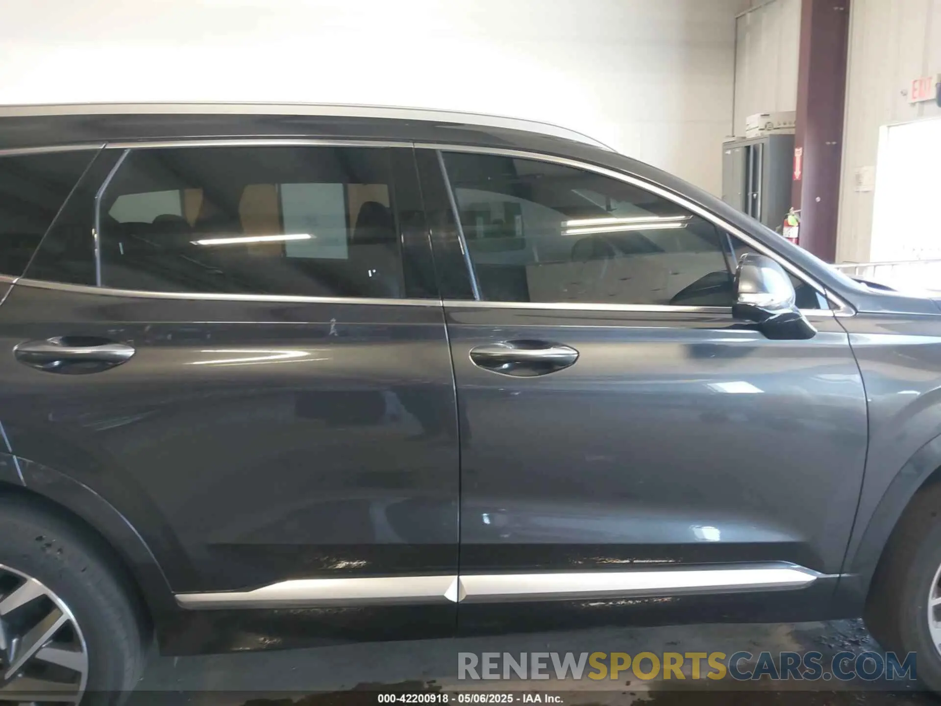 14 Photograph of a damaged car 5NMS5DAL4PH592300 HYUNDAI SANTA FE 2023
