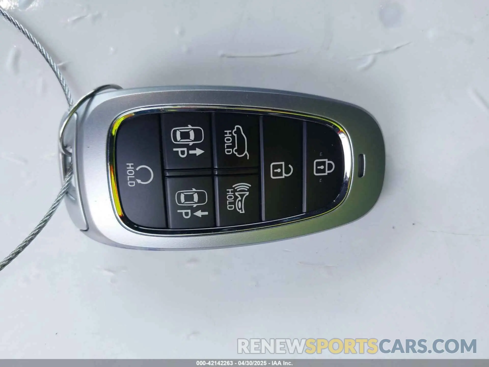 11 Photograph of a damaged car 5NMS5DAL5PH590717 HYUNDAI SANTA FE 2023