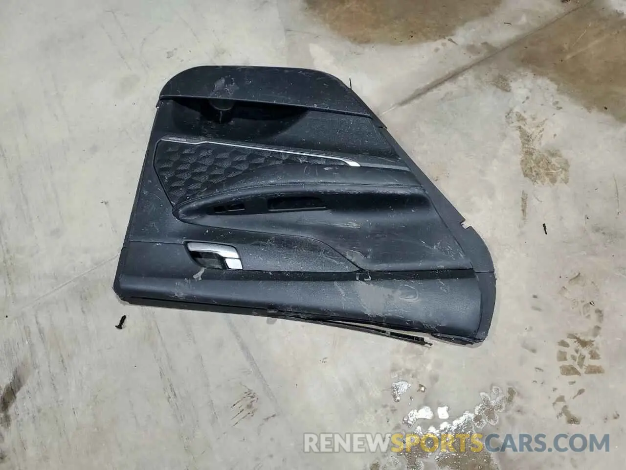 13 Photograph of a damaged car 5NMS5DAL7PH641036 HYUNDAI SANTA FE 2023