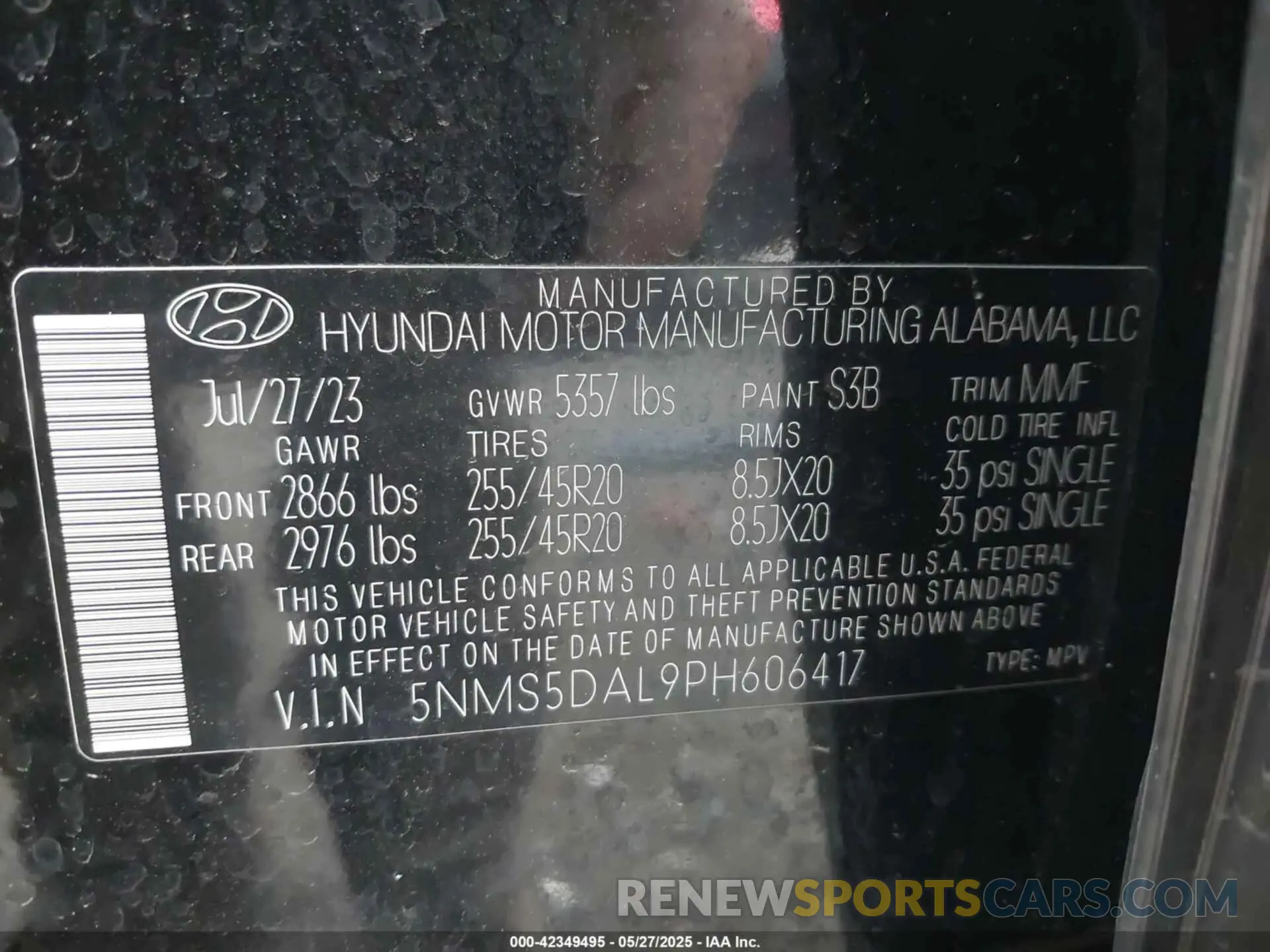 9 Photograph of a damaged car 5NMS5DAL9PH606417 HYUNDAI SANTA FE 2023