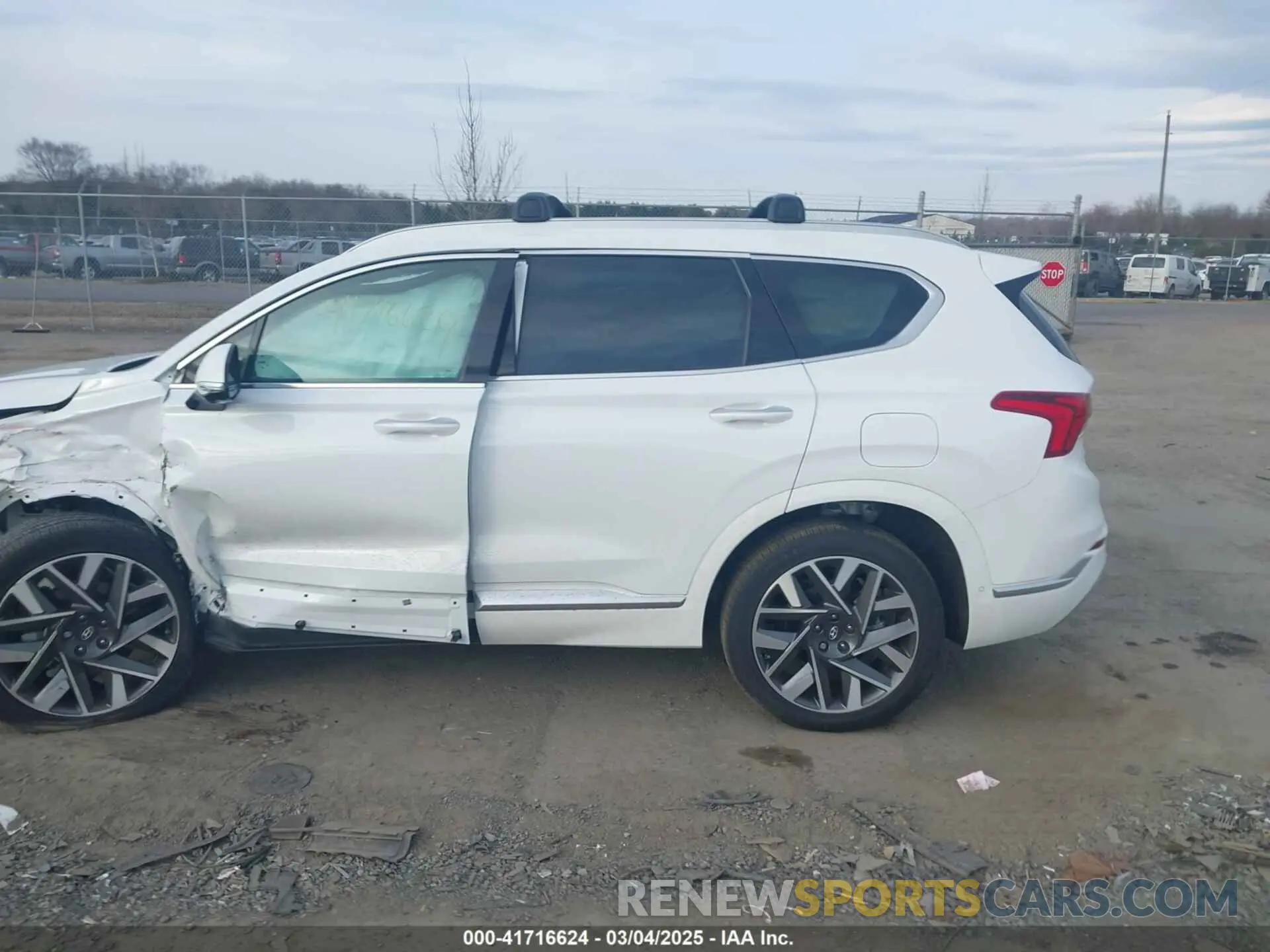 14 Photograph of a damaged car 5NMS5DALXPH634937 HYUNDAI SANTA FE 2023