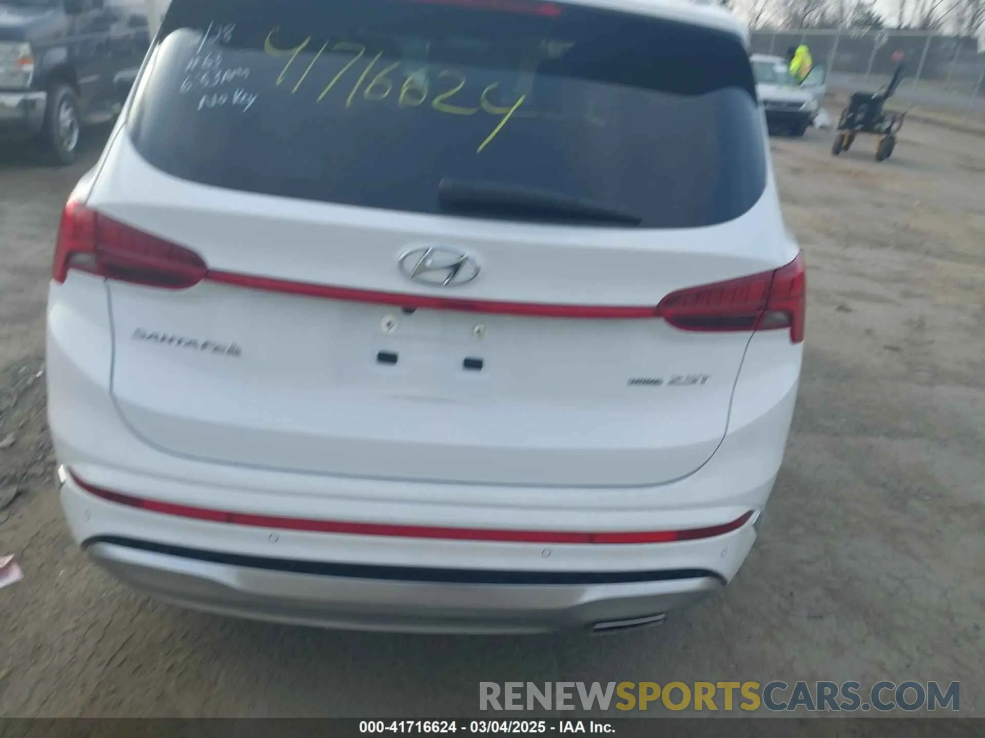 16 Photograph of a damaged car 5NMS5DALXPH634937 HYUNDAI SANTA FE 2023