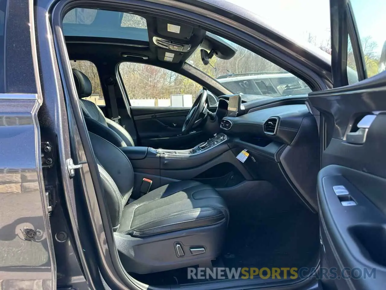 7 Photograph of a damaged car 5NMS5DALXPH641080 HYUNDAI SANTA FE 2023