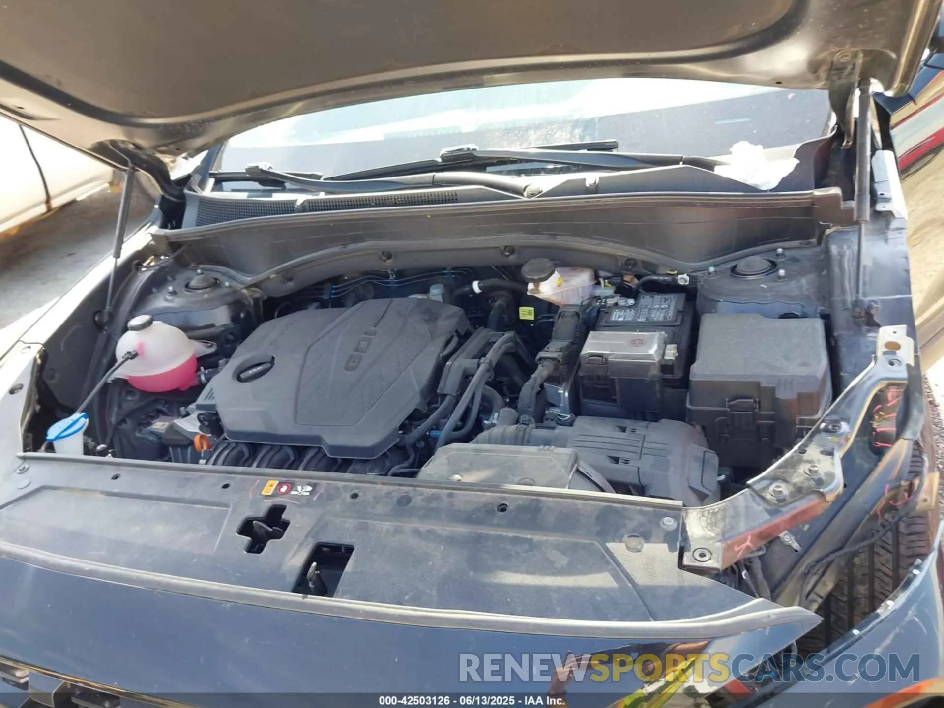 10 Photograph of a damaged car 5NMS64AJ2PH533757 HYUNDAI SANTA FE 2023