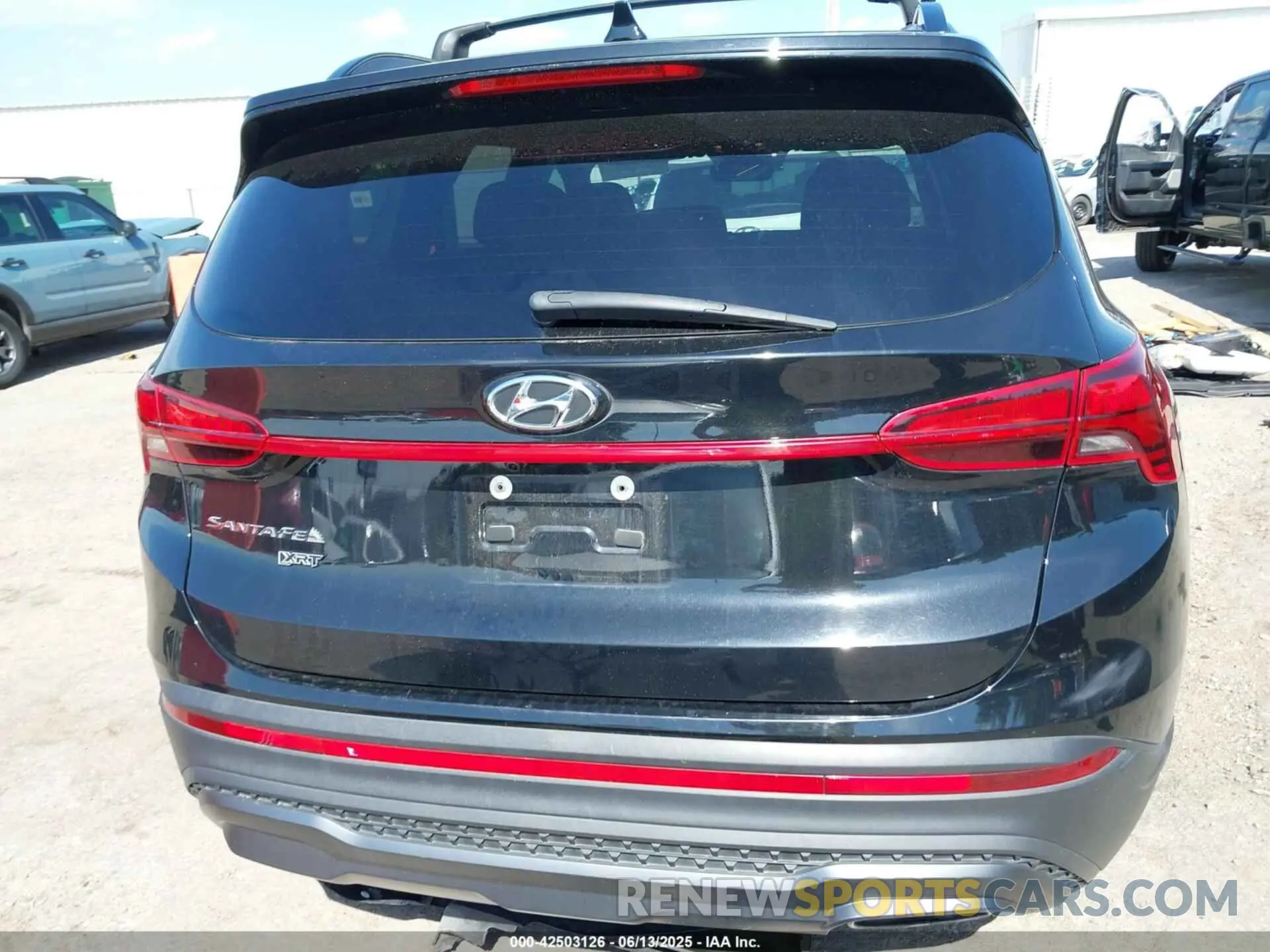 17 Photograph of a damaged car 5NMS64AJ2PH533757 HYUNDAI SANTA FE 2023