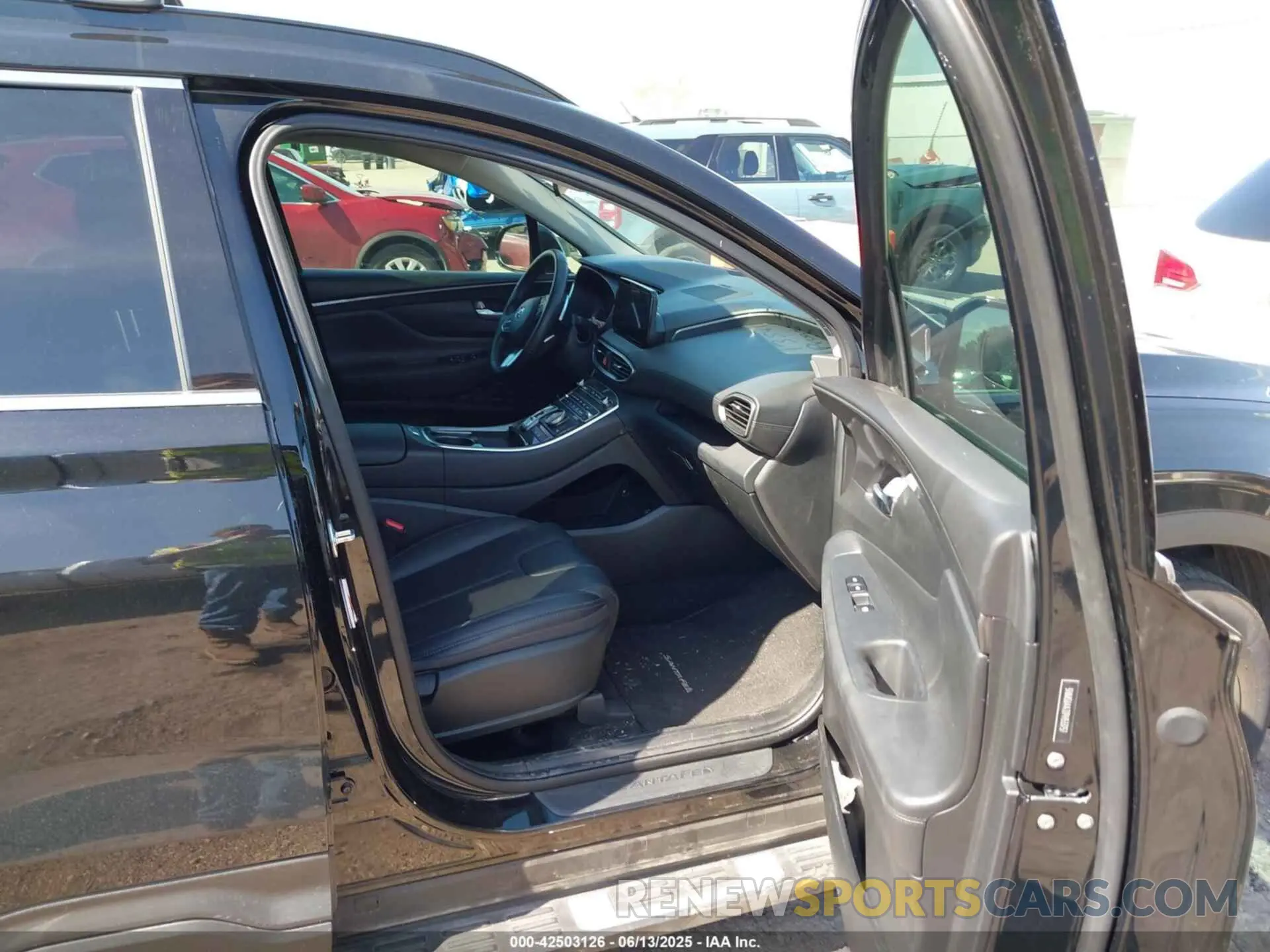 5 Photograph of a damaged car 5NMS64AJ2PH533757 HYUNDAI SANTA FE 2023