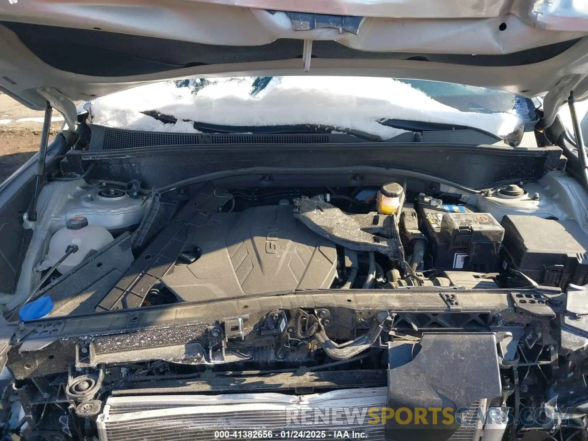 10 Photograph of a damaged car 5NMS64AJ2PH608408 HYUNDAI SANTA FE 2023